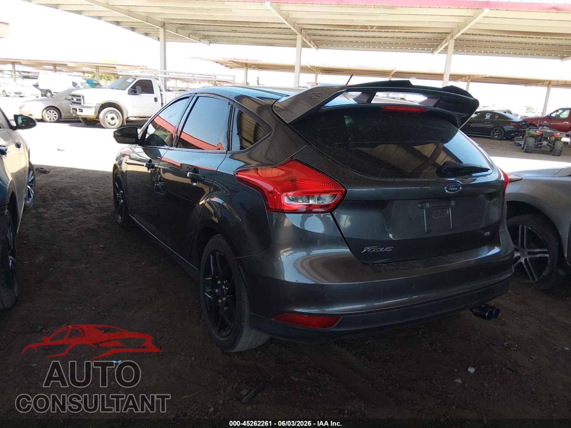 FORD FOCUS 2016 - 1FADP3K28GL340346