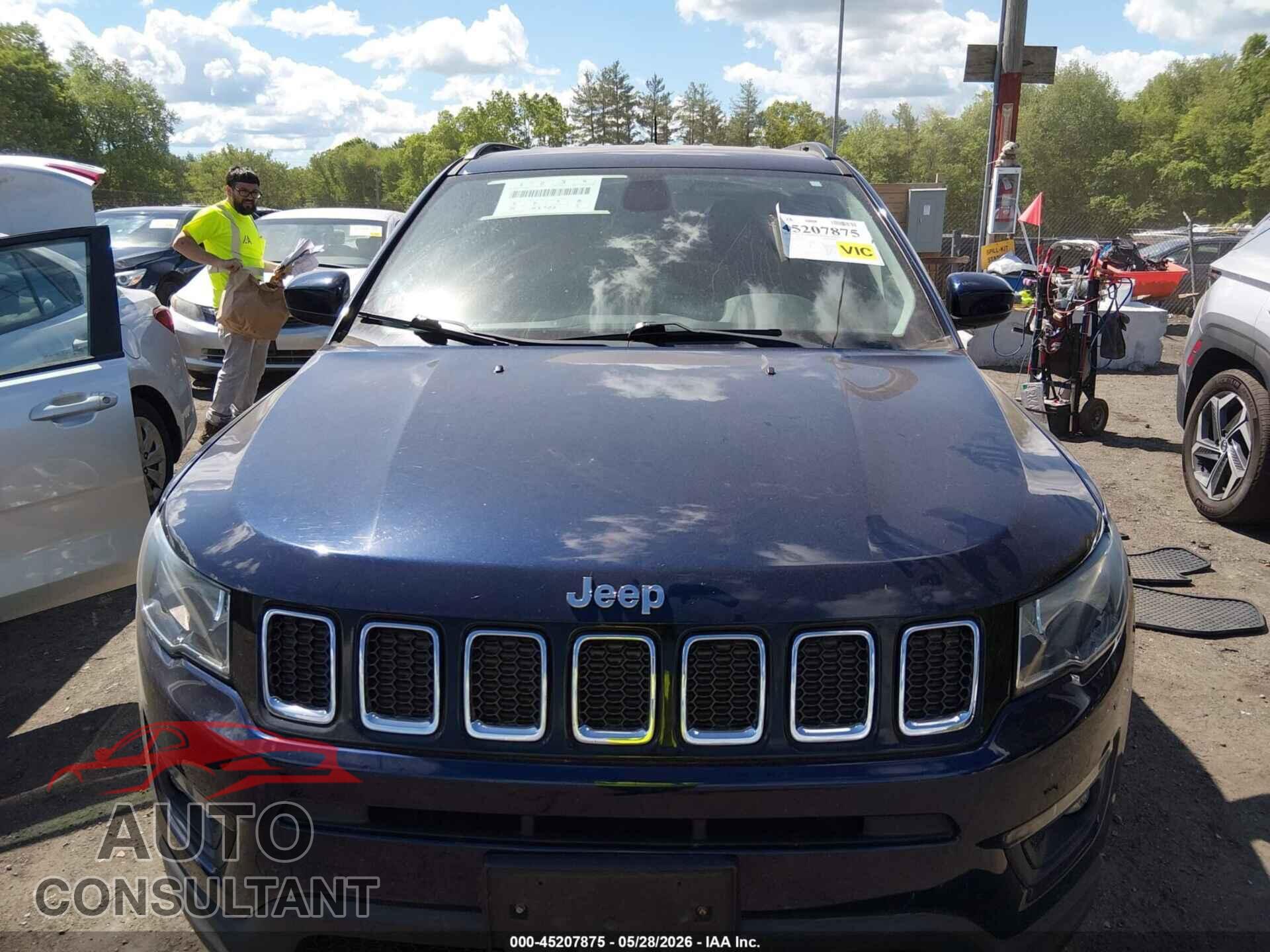 JEEP COMPASS 2018 - 3C4NJDBB3JT256193