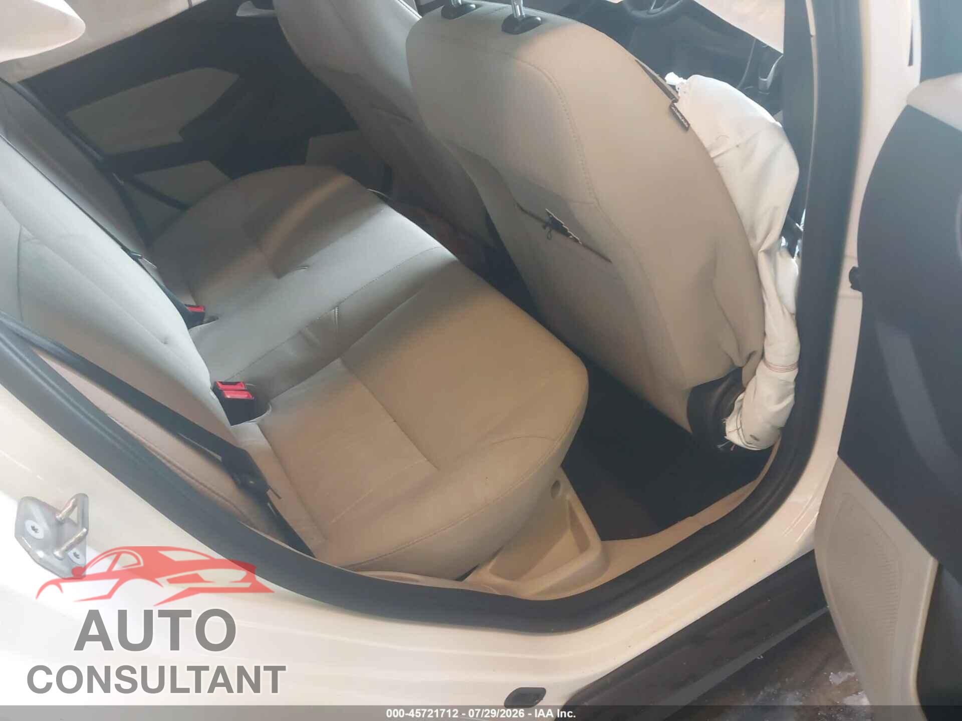 FORD FOCUS 2017 - 1FADP3F22HL335073