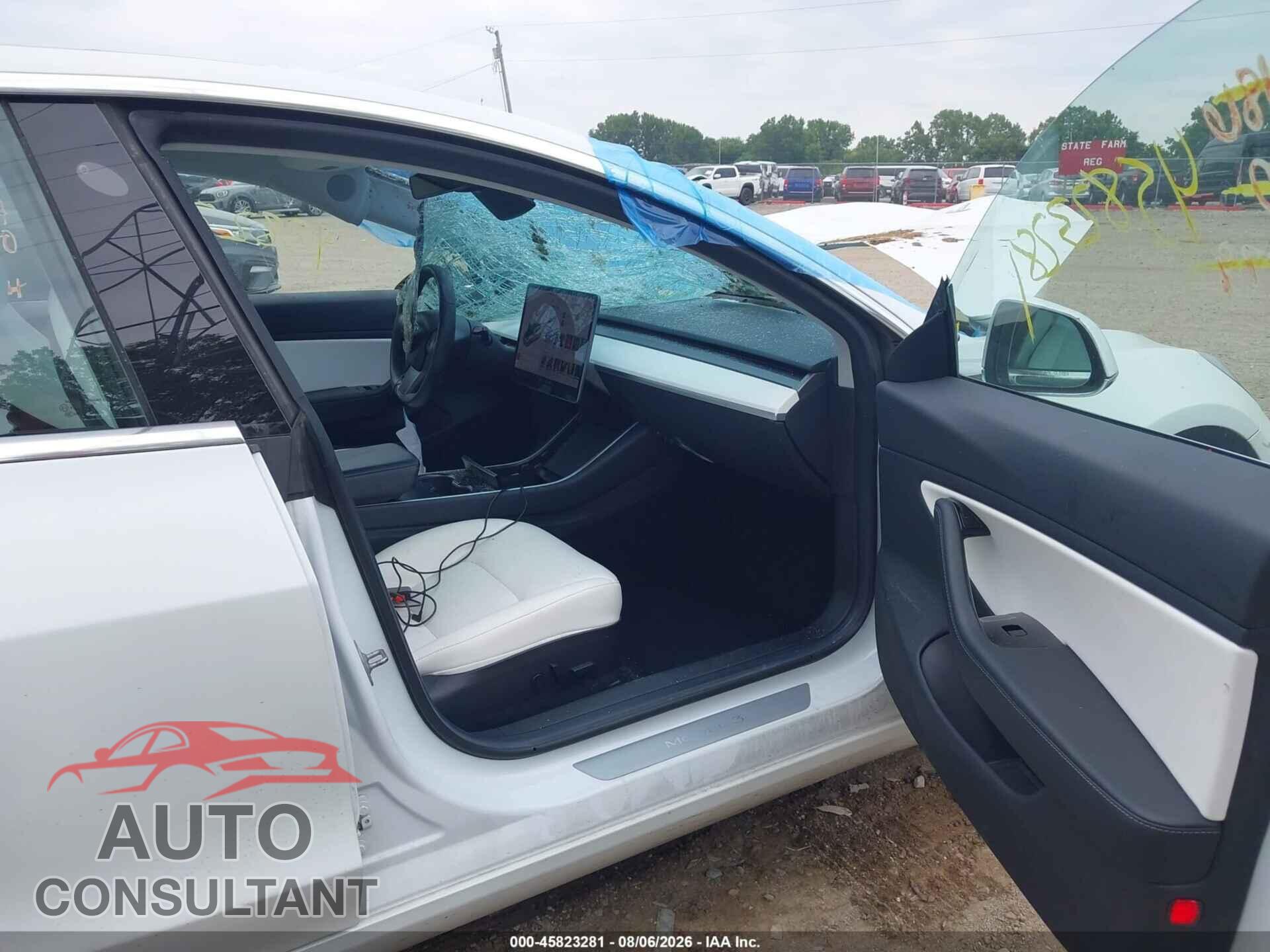 TESLA MODEL 3 2018 - 5YJ3E1EB4JF097978