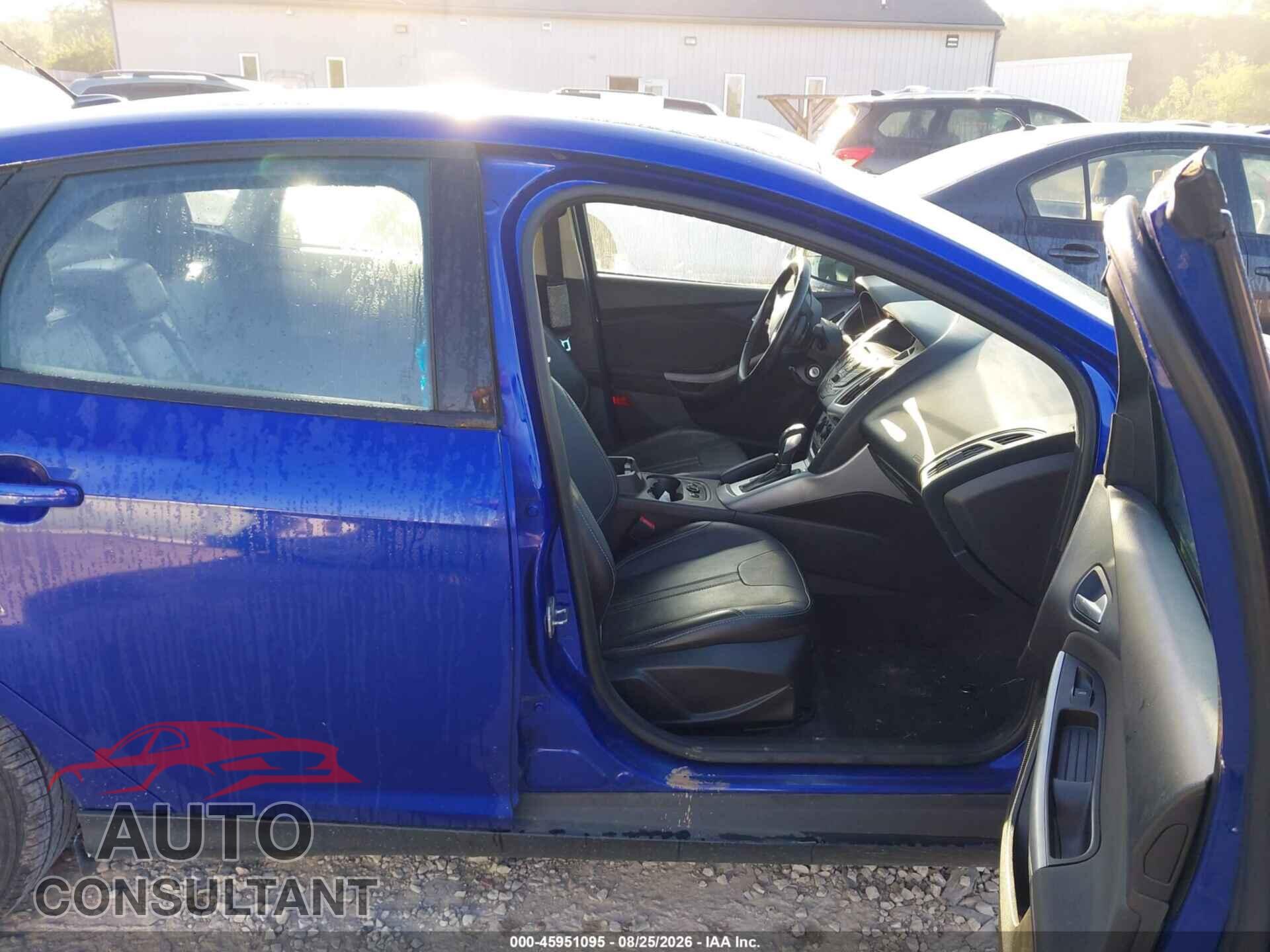 FORD FOCUS 2014 - 1FADP3F28EL263193