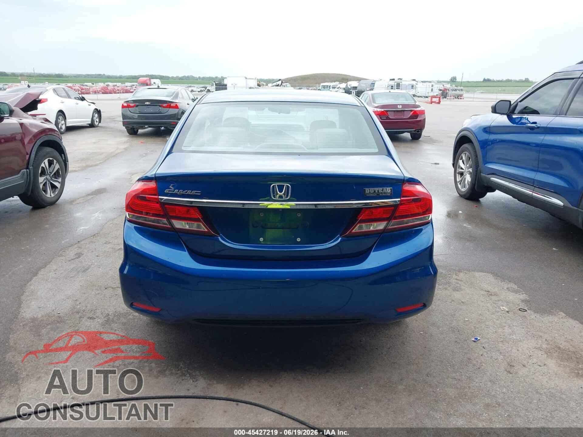 HONDA CIVIC 2013 - 2HGFB2F84DH516393