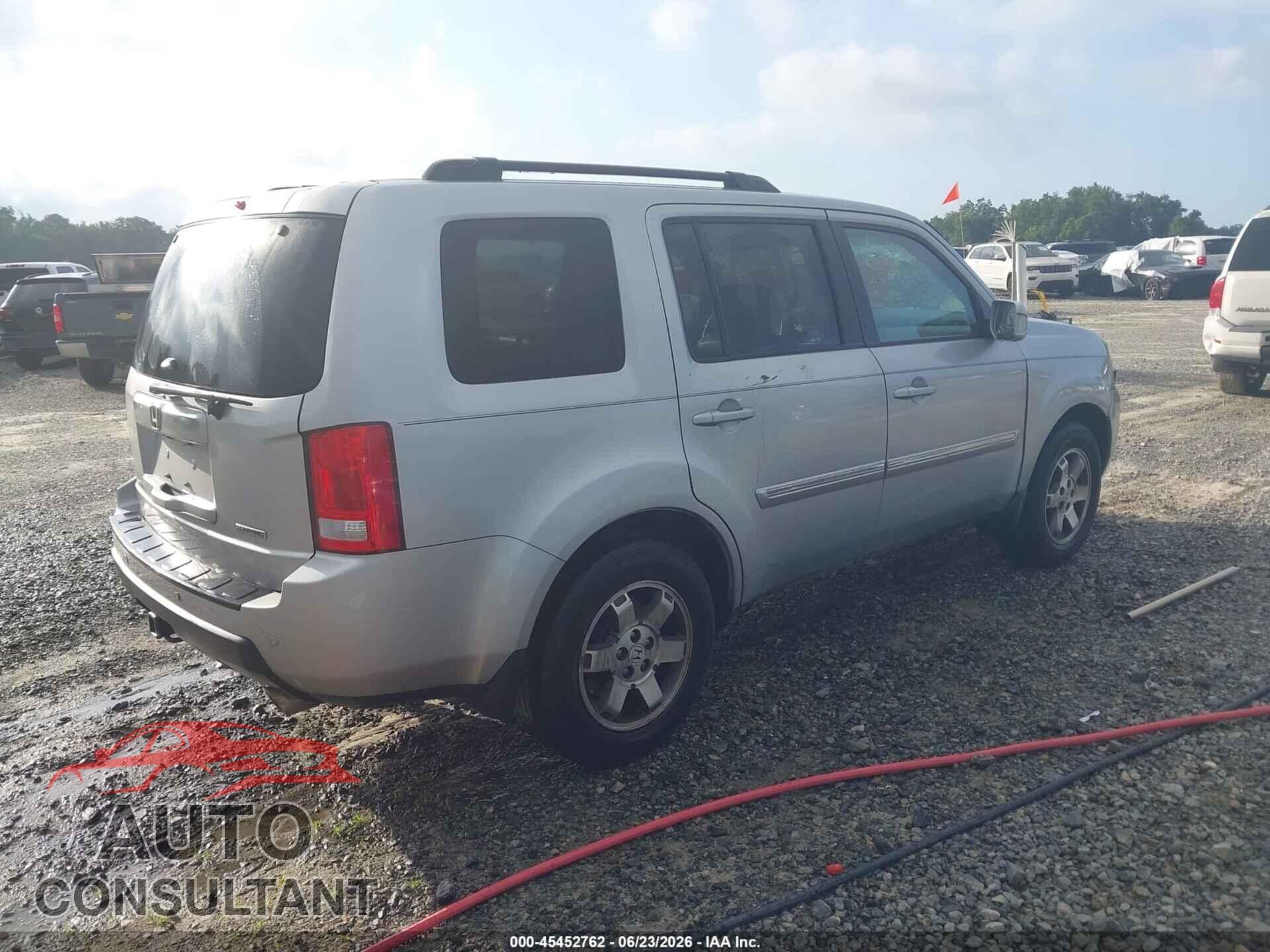 HONDA PILOT 2011 - 5FNYF3H94BB035487