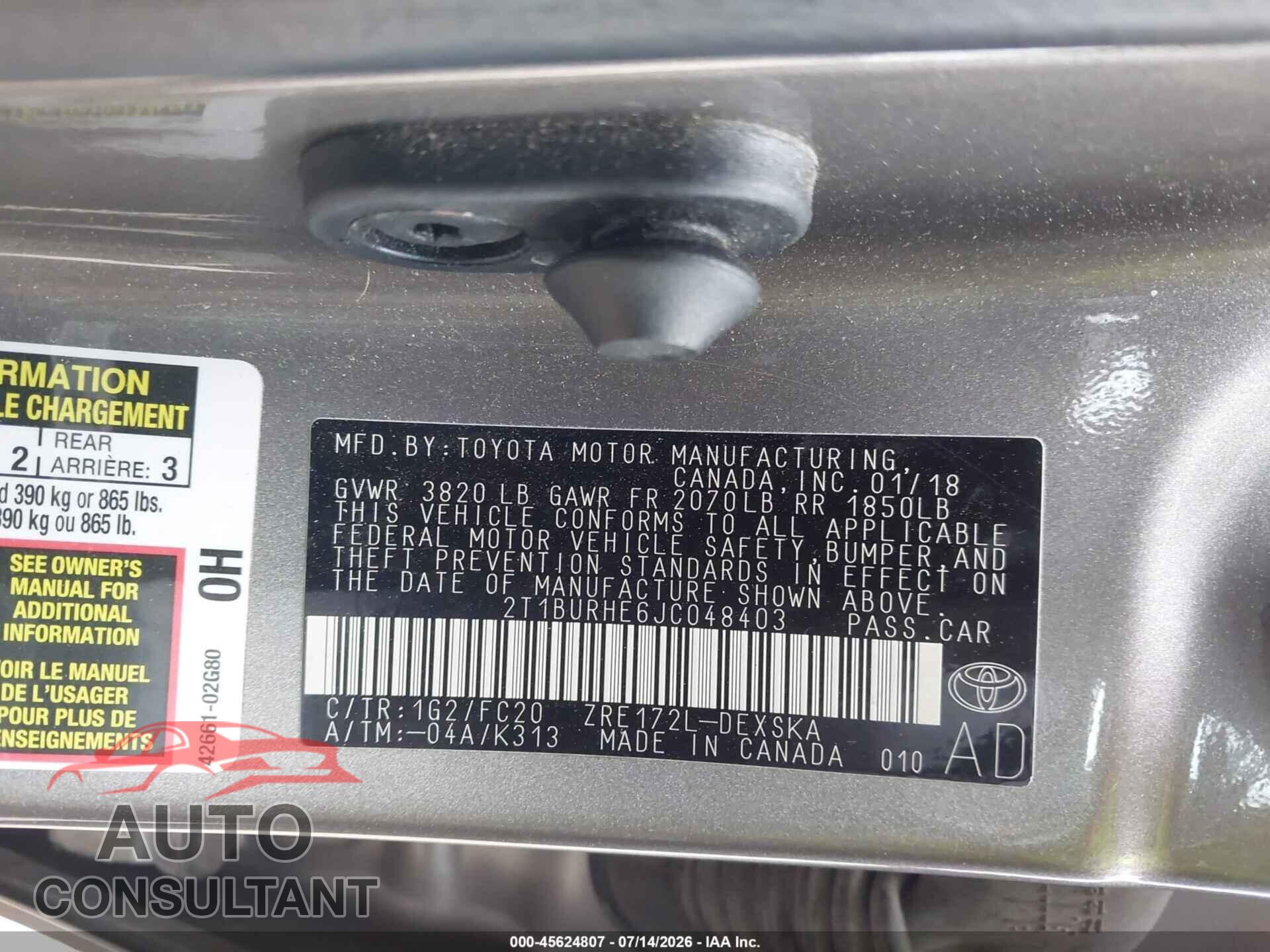 TOYOTA COROLLA 2018 - 2T1BURHE6JC048403