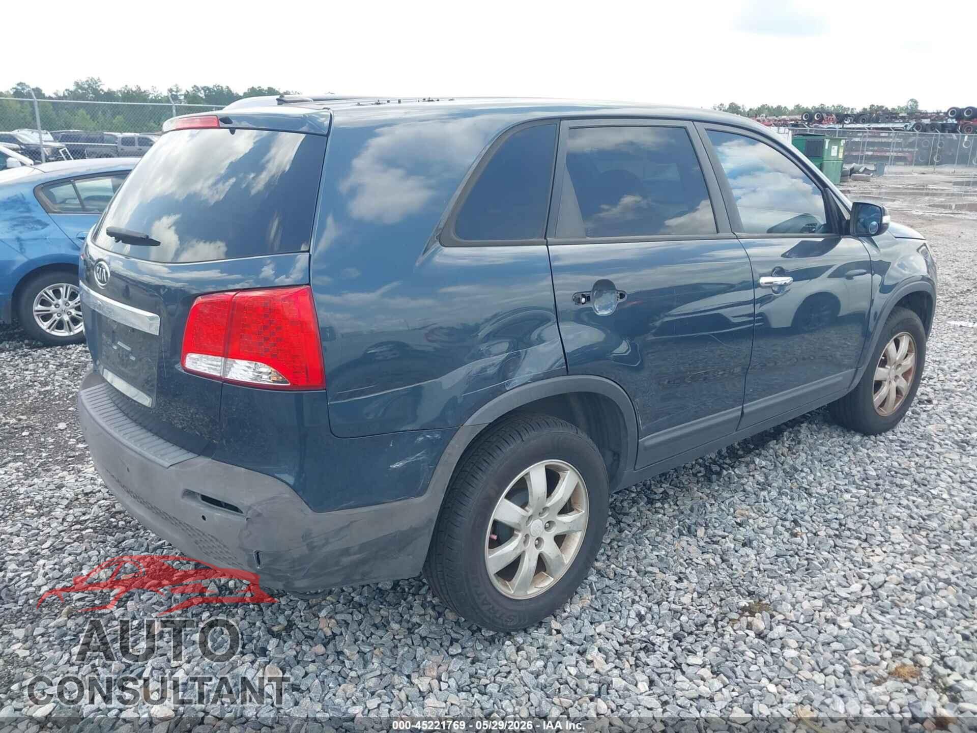 KIA SORENTO 2011 - 5XYKT4A16BG168169