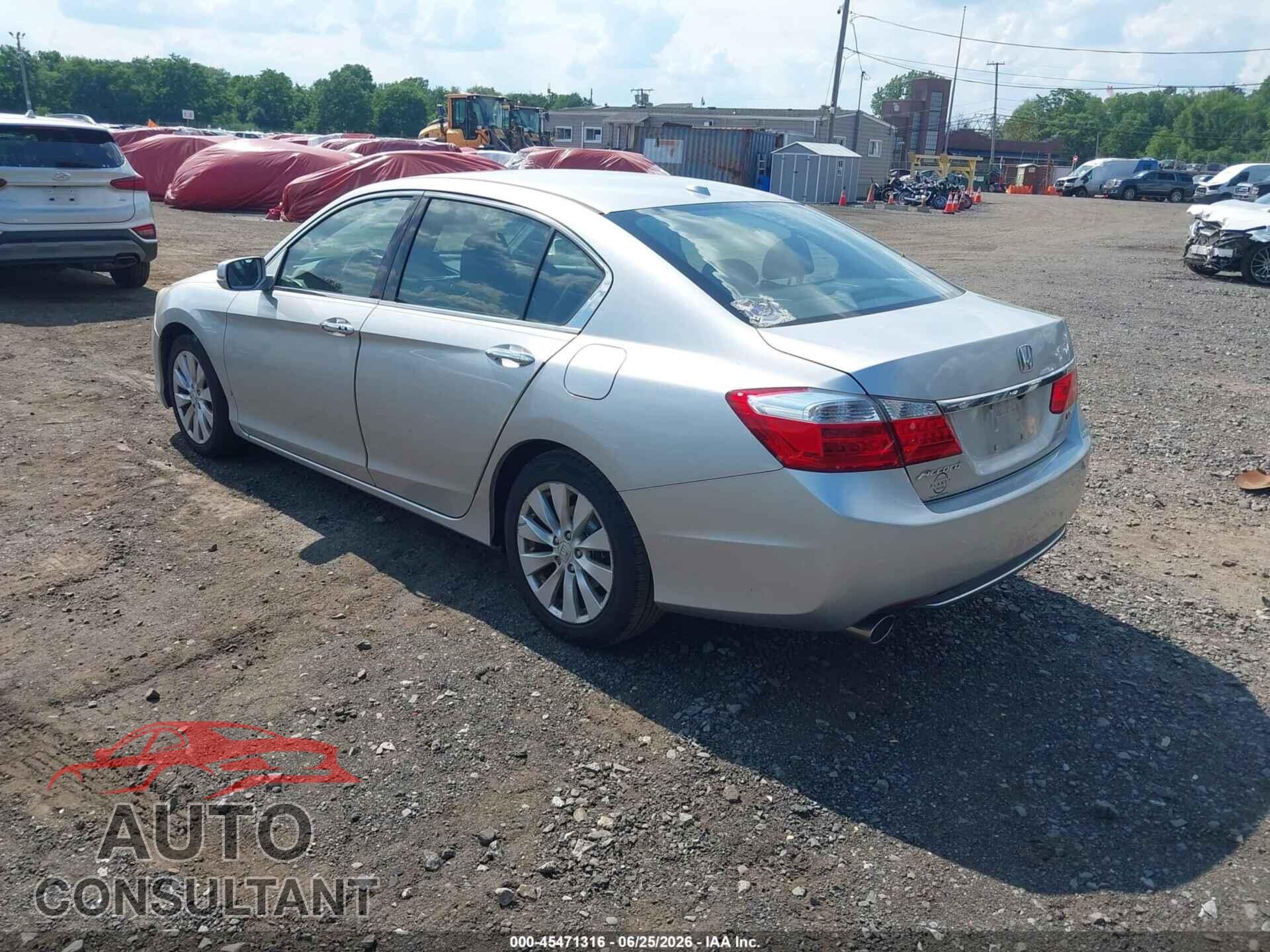 HONDA ACCORD 2015 - 1HGCR3F85FA012201