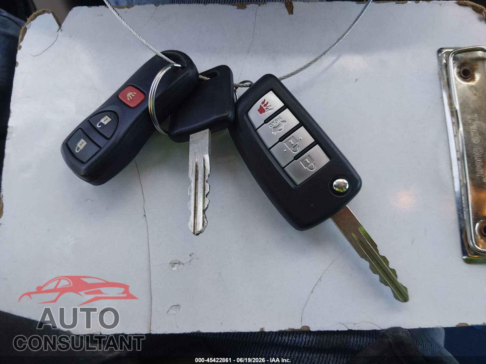 NISSAN FRONTIER 2017 - 1N6AD0EV2HN756020