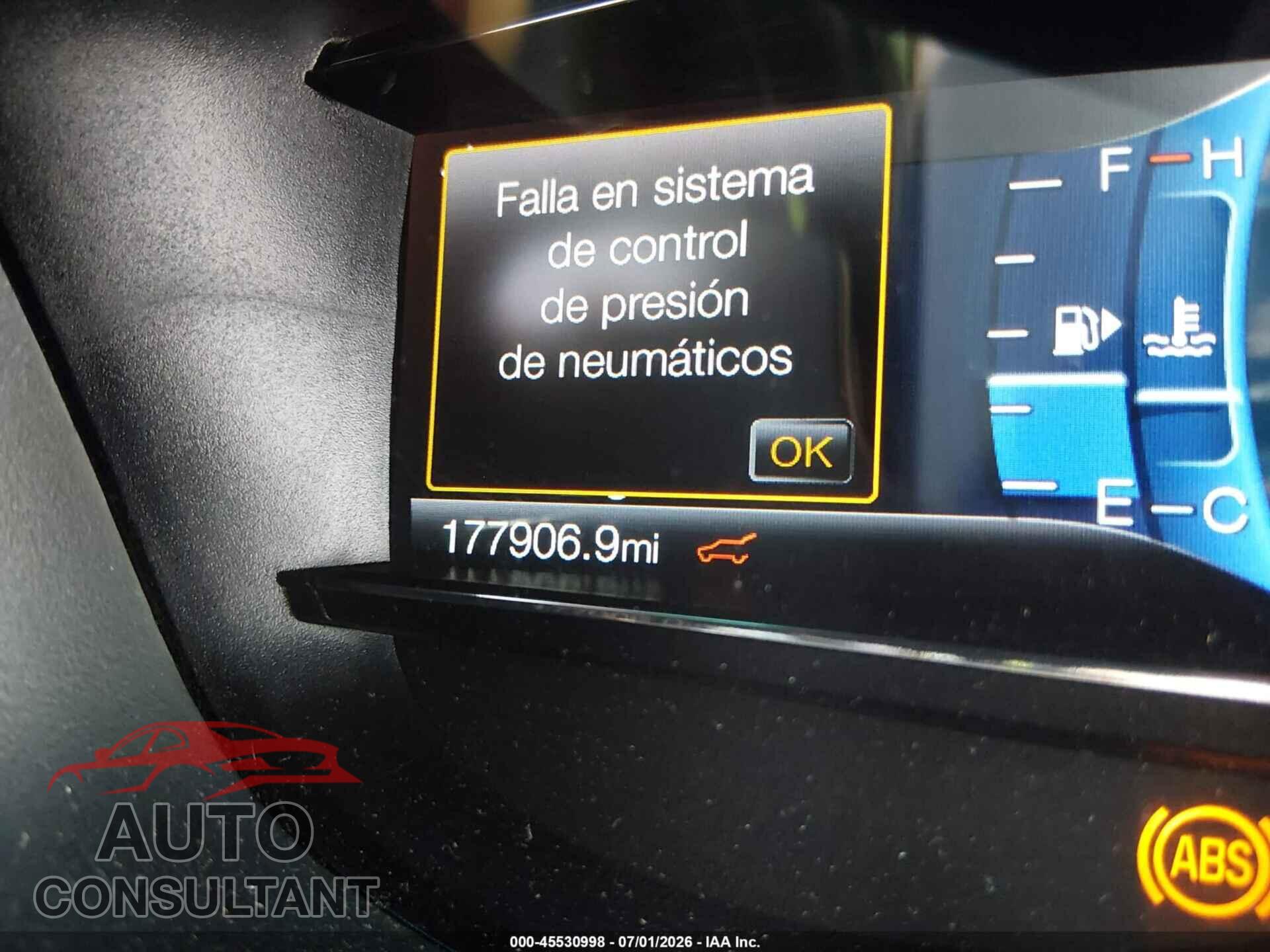 FORD EXPLORER 2018 - 1FM5K8D86JGA45575
