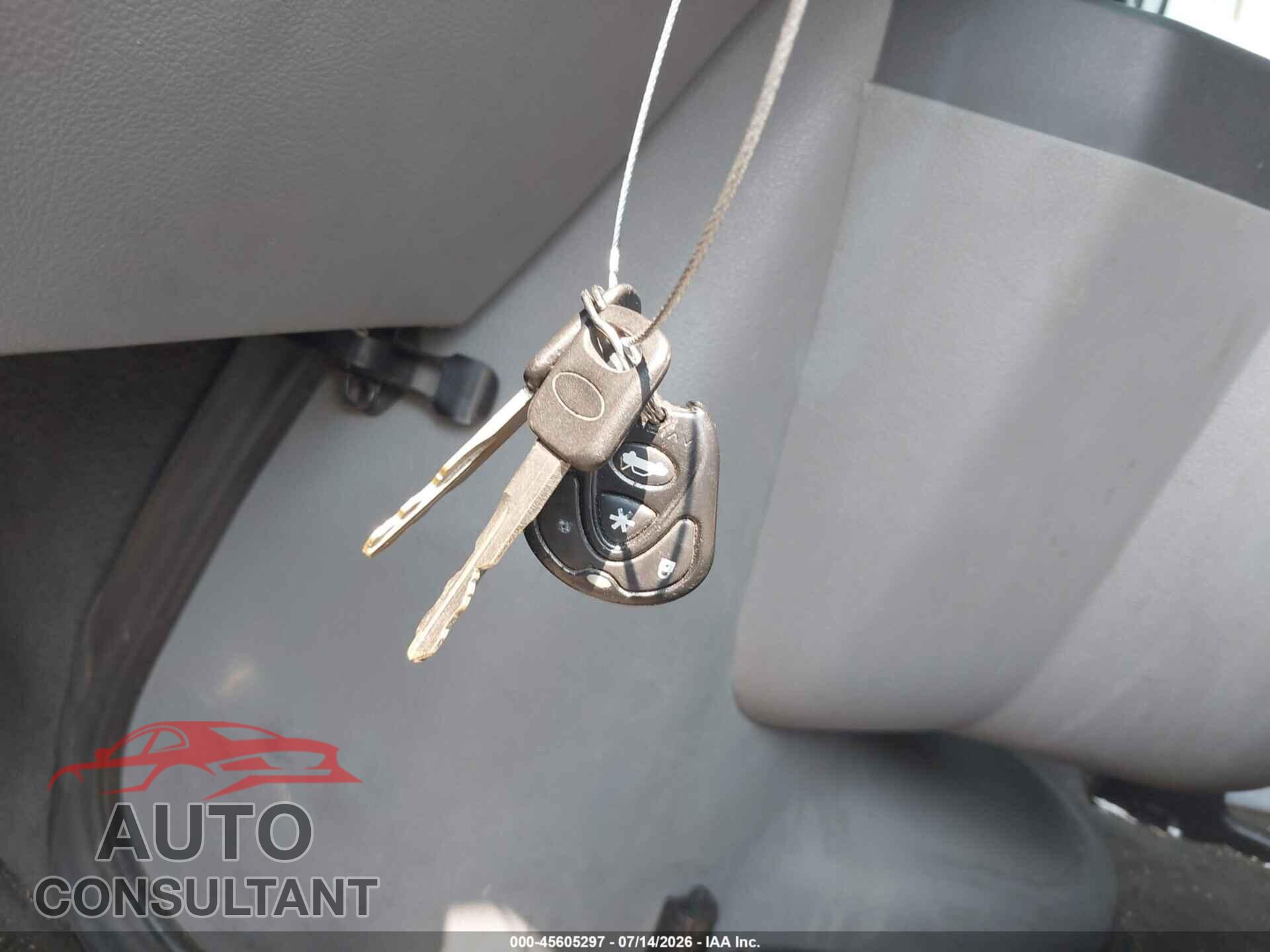 FORD E-350 SUPER DUTY 2011 - 1FBSS3BLXBDA01247