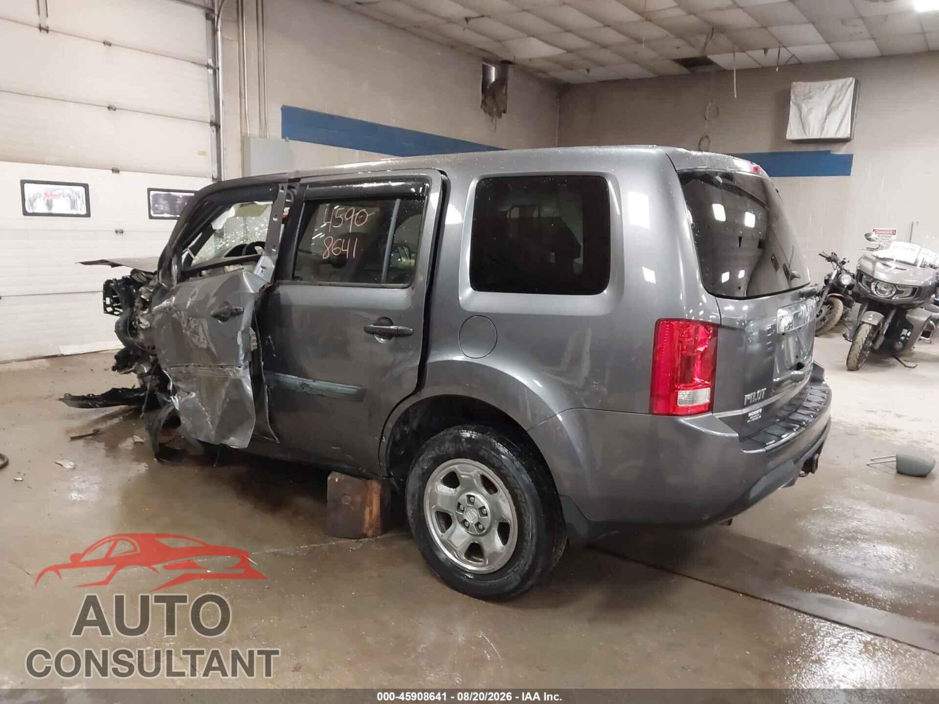 HONDA PILOT 2015 - 5FNYF4H25FB022035