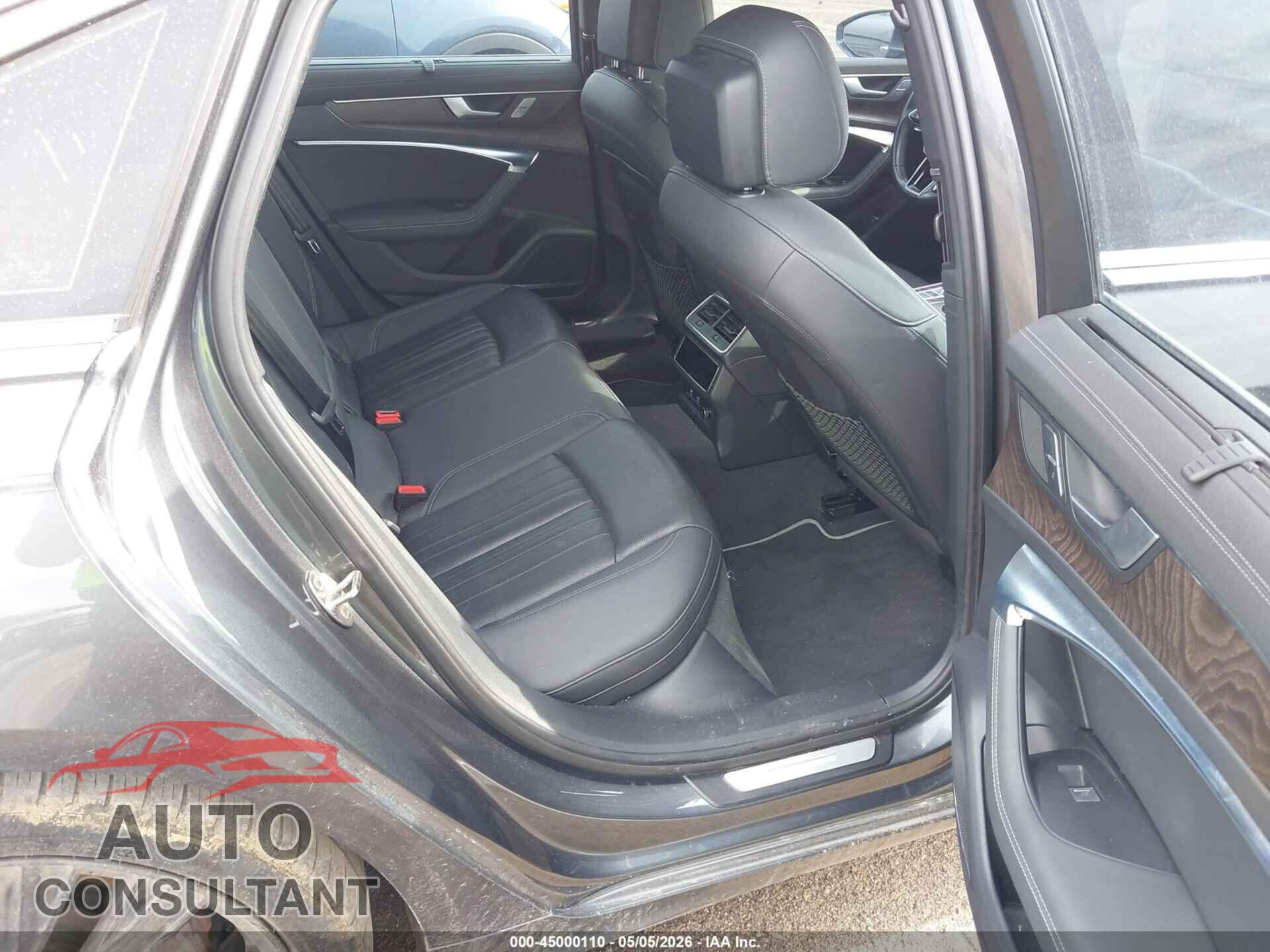 AUDI A6 2019 - WAUL2AF28KN027150
