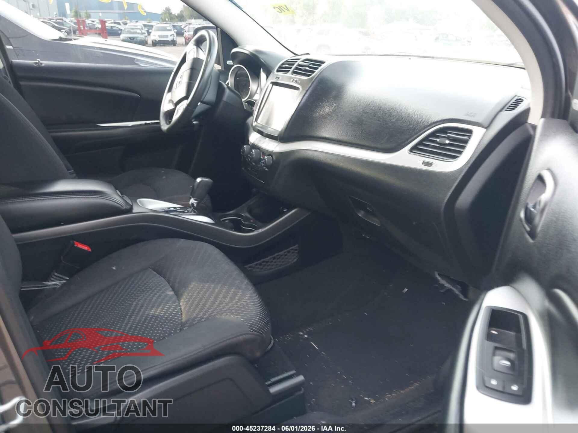 DODGE JOURNEY 2015 - 3C4PDDBG6FT725618