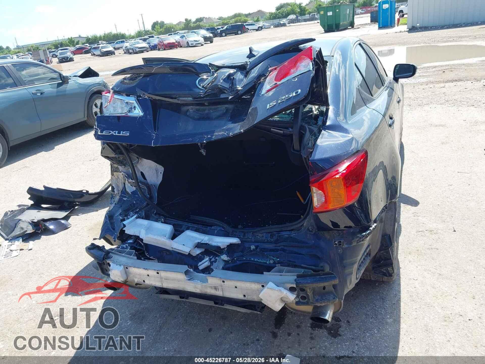 LEXUS IS 250 2009 - JTHBK262595100584