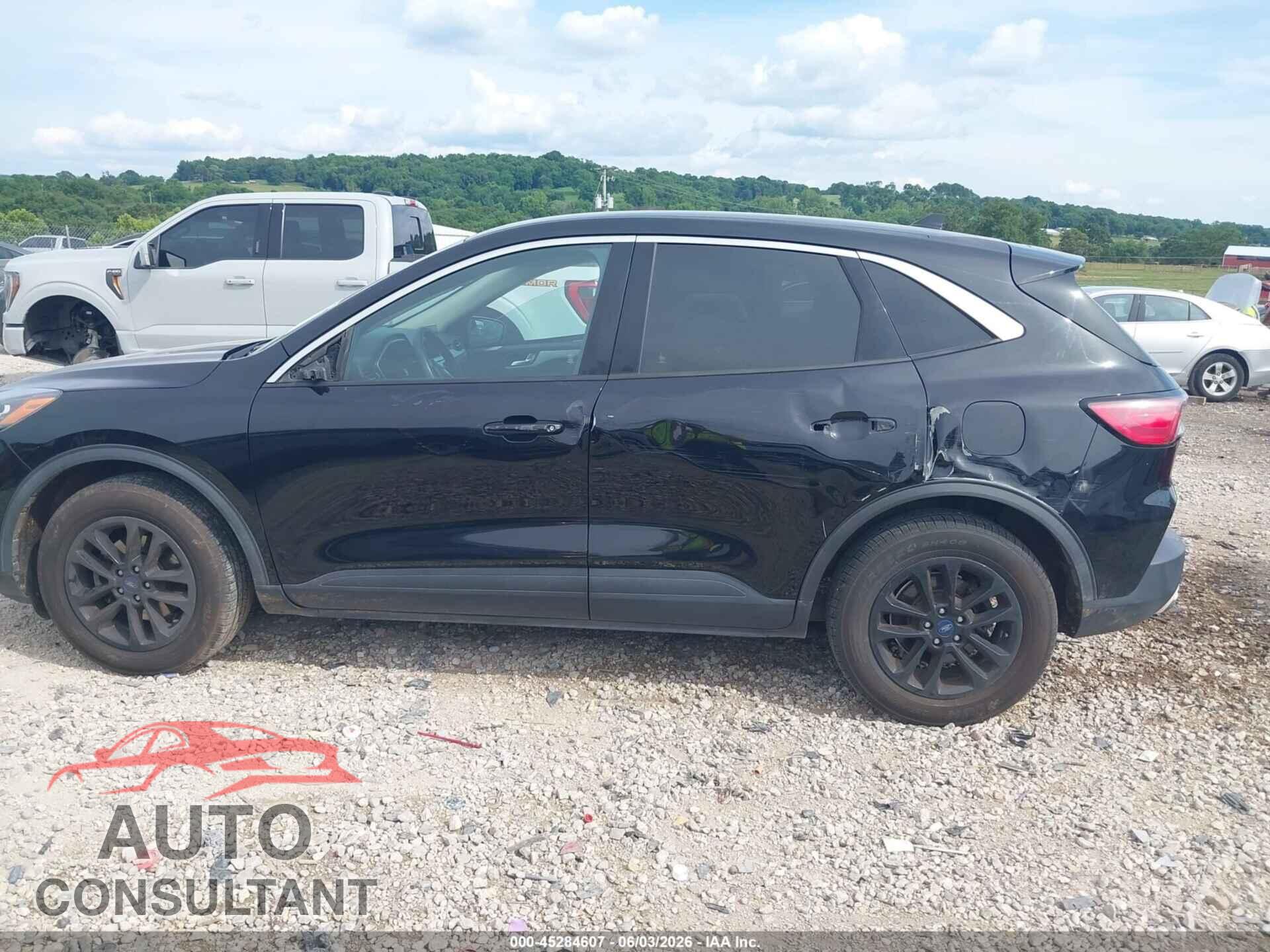 FORD ESCAPE 2020 - 1FMCU0G68LUA00641