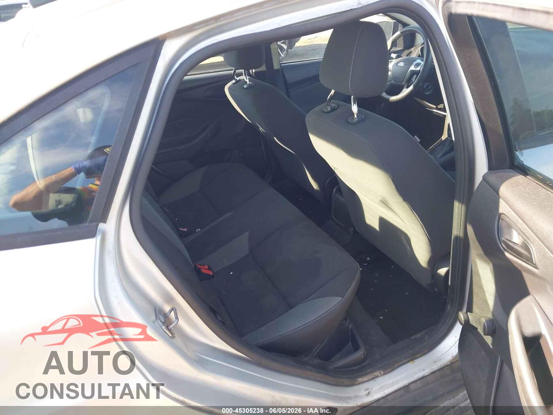 FORD FOCUS 2013 - 1FADP3E26DL180636