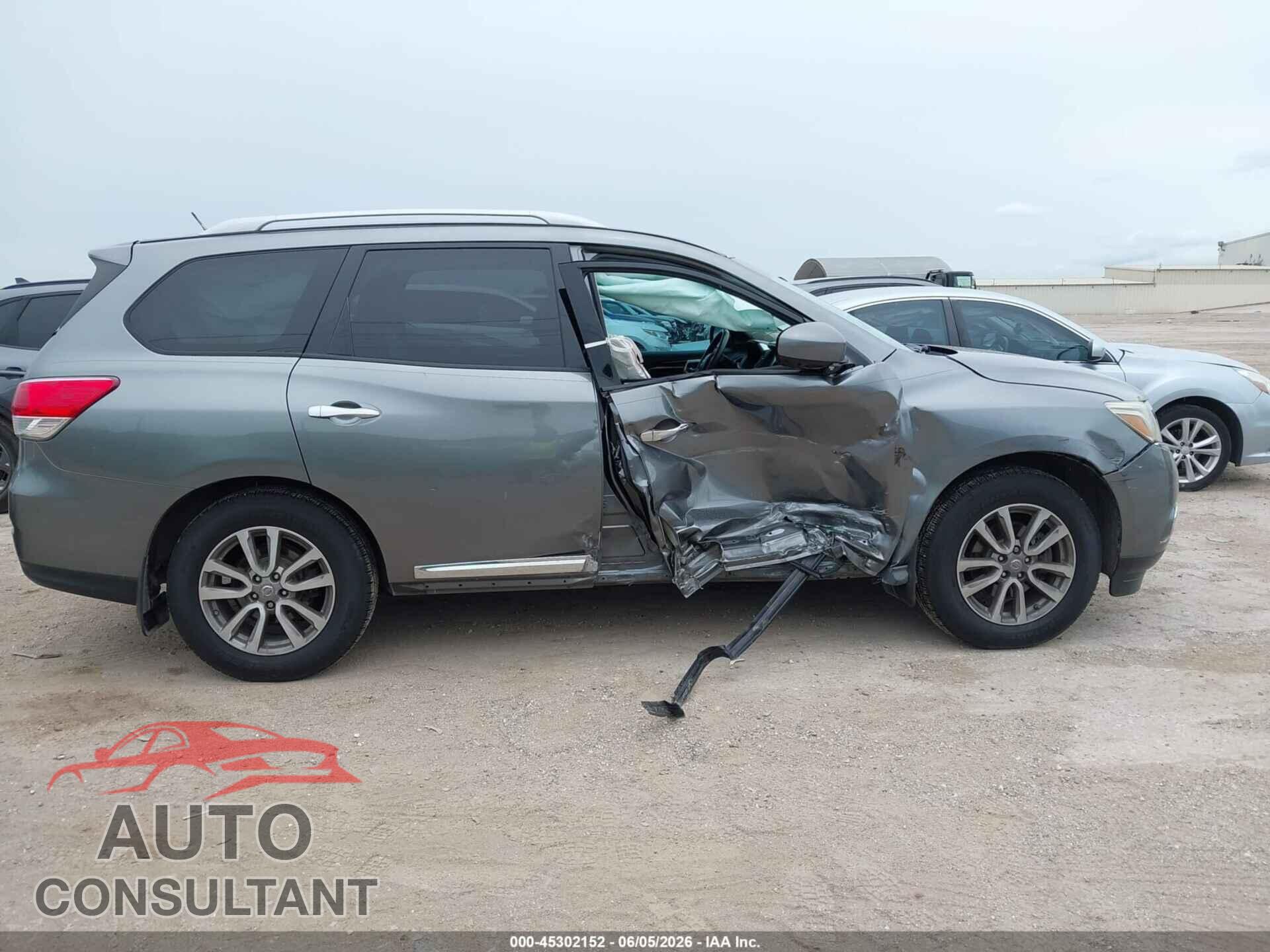 NISSAN PATHFINDER 2015 - 5N1AR2MN6FC663989