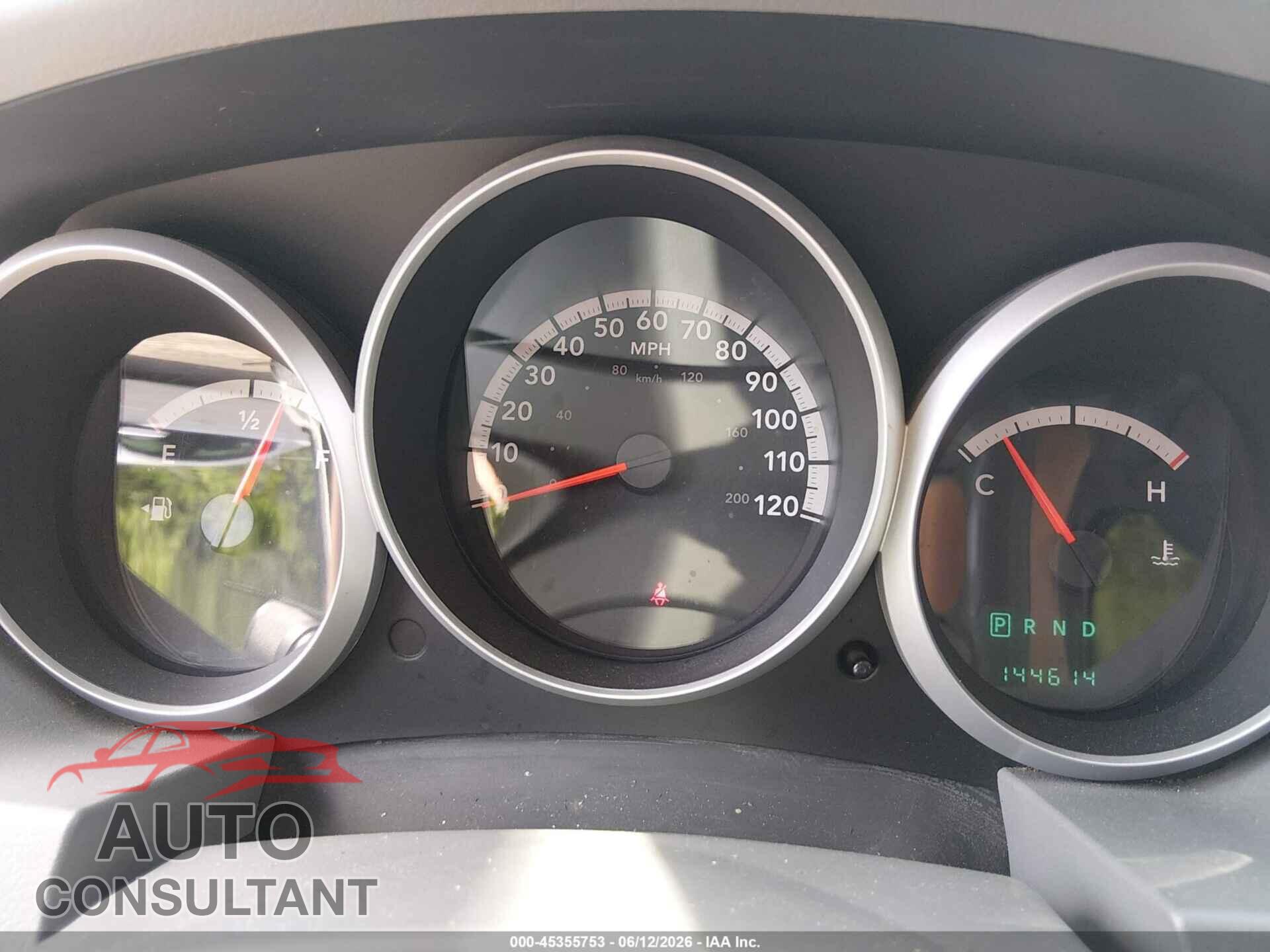 DODGE GRAND CARAVAN 2010 - 2D4RN4DE0AR390369
