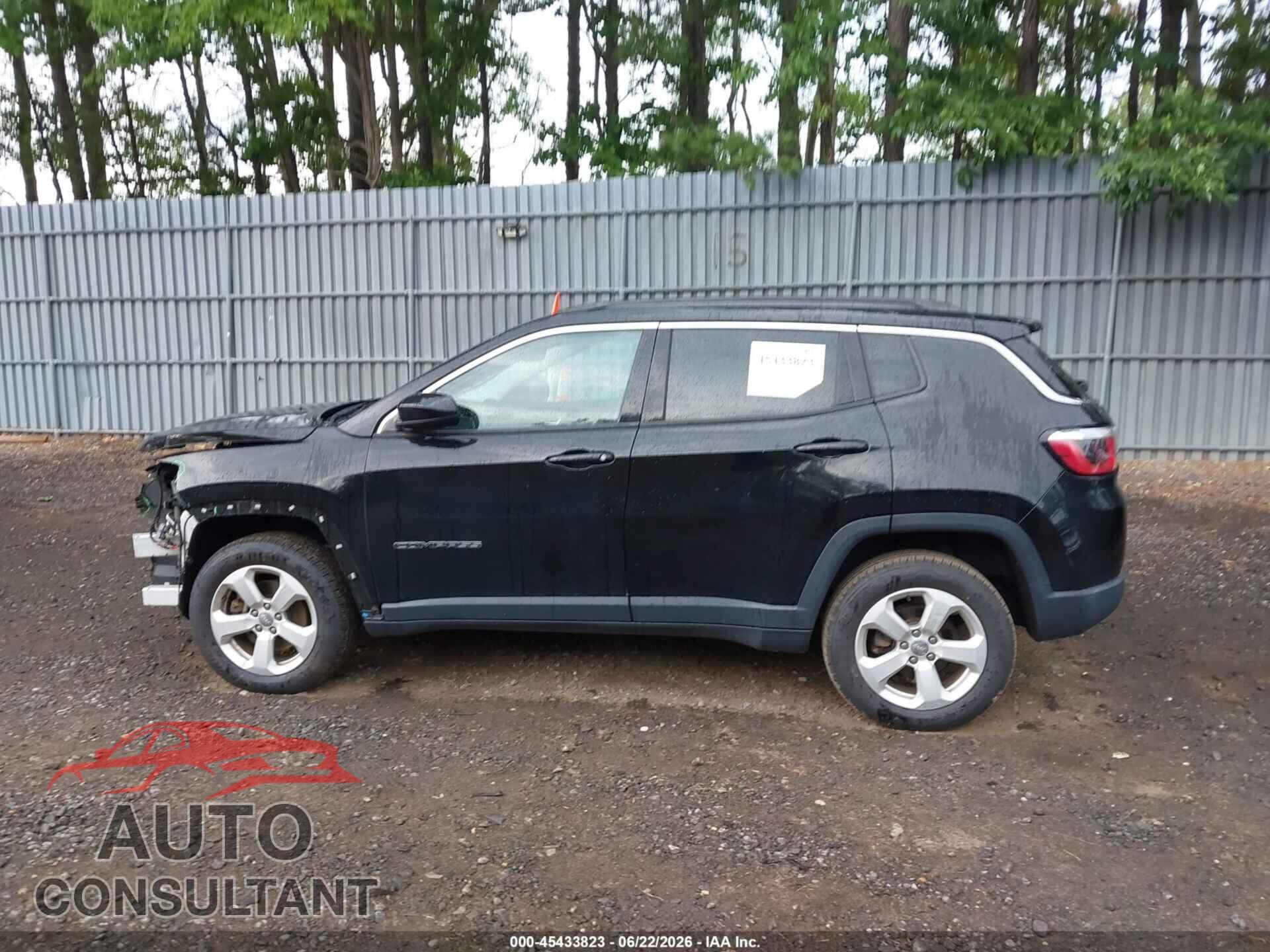 JEEP COMPASS 2018 - 3C4NJDBB2JT481544