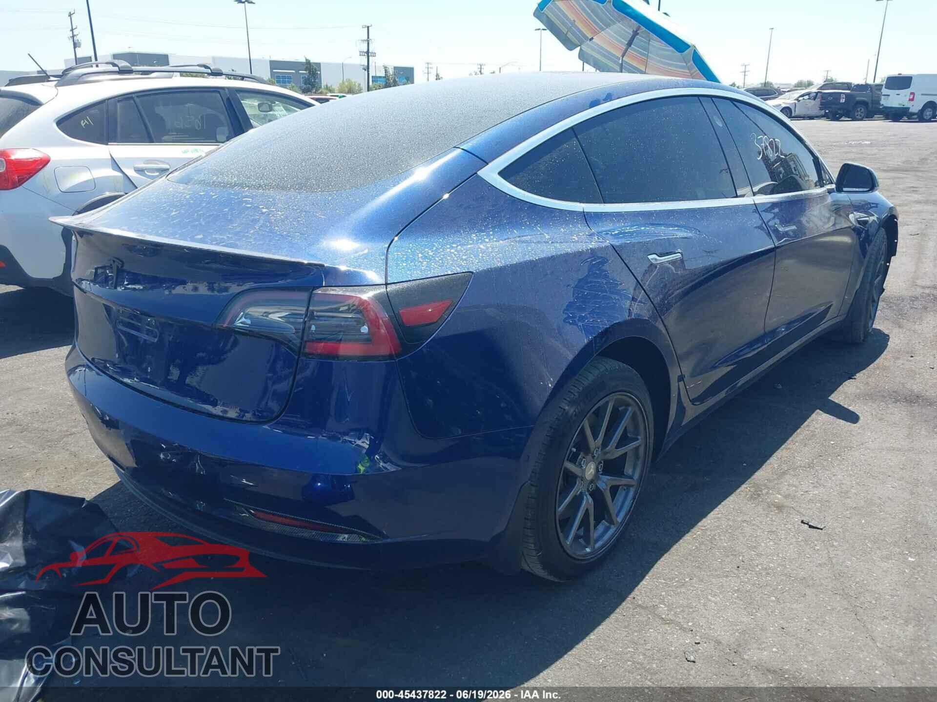 TESLA MODEL 3 2018 - 5YJ3E1EB6JF136022
