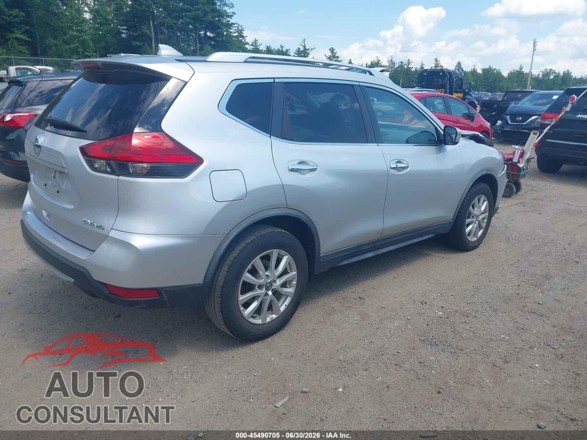 NISSAN ROGUE 2017 - KNMAT2MV7HP605391