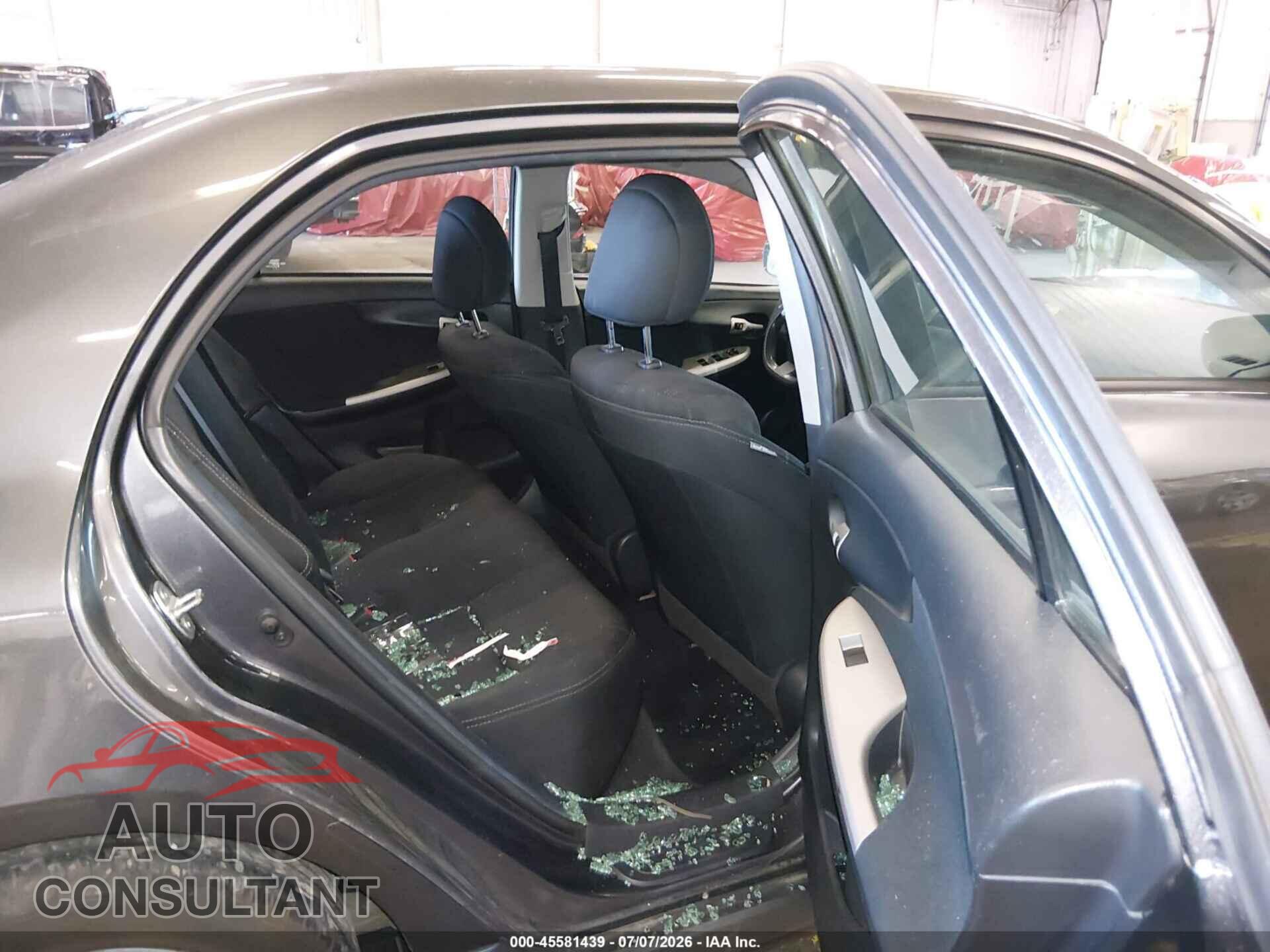 TOYOTA COROLLA 2013 - 2T1BU4EE2DC116692
