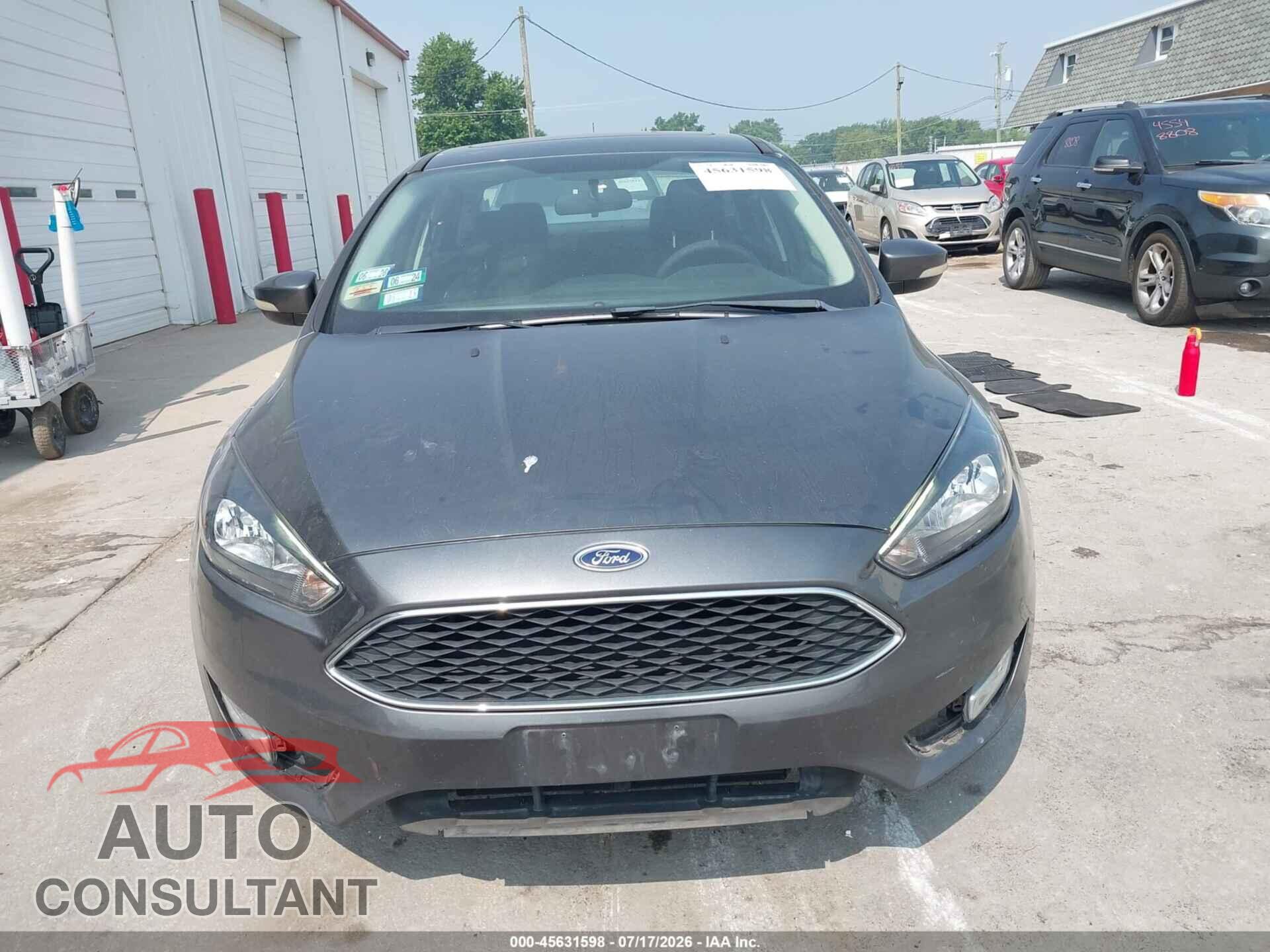FORD FOCUS 2017 - 1FADP3H21HL256927