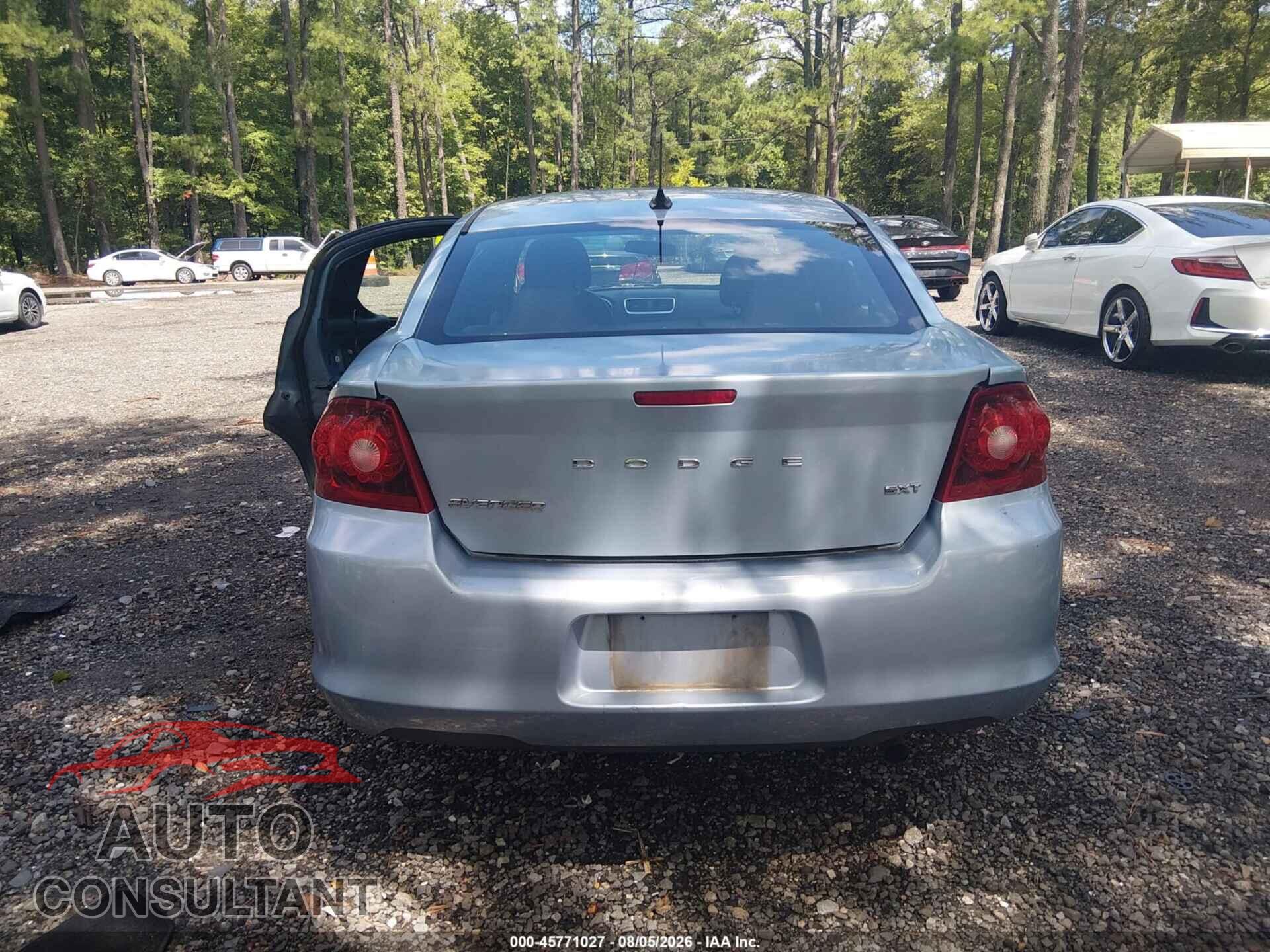DODGE AVENGER 2013 - 1C3CDZCB4DN637019