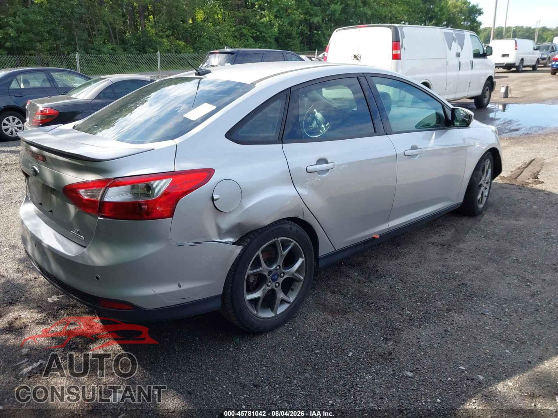 FORD FOCUS 2014 - 1FADP3F2XEL234021