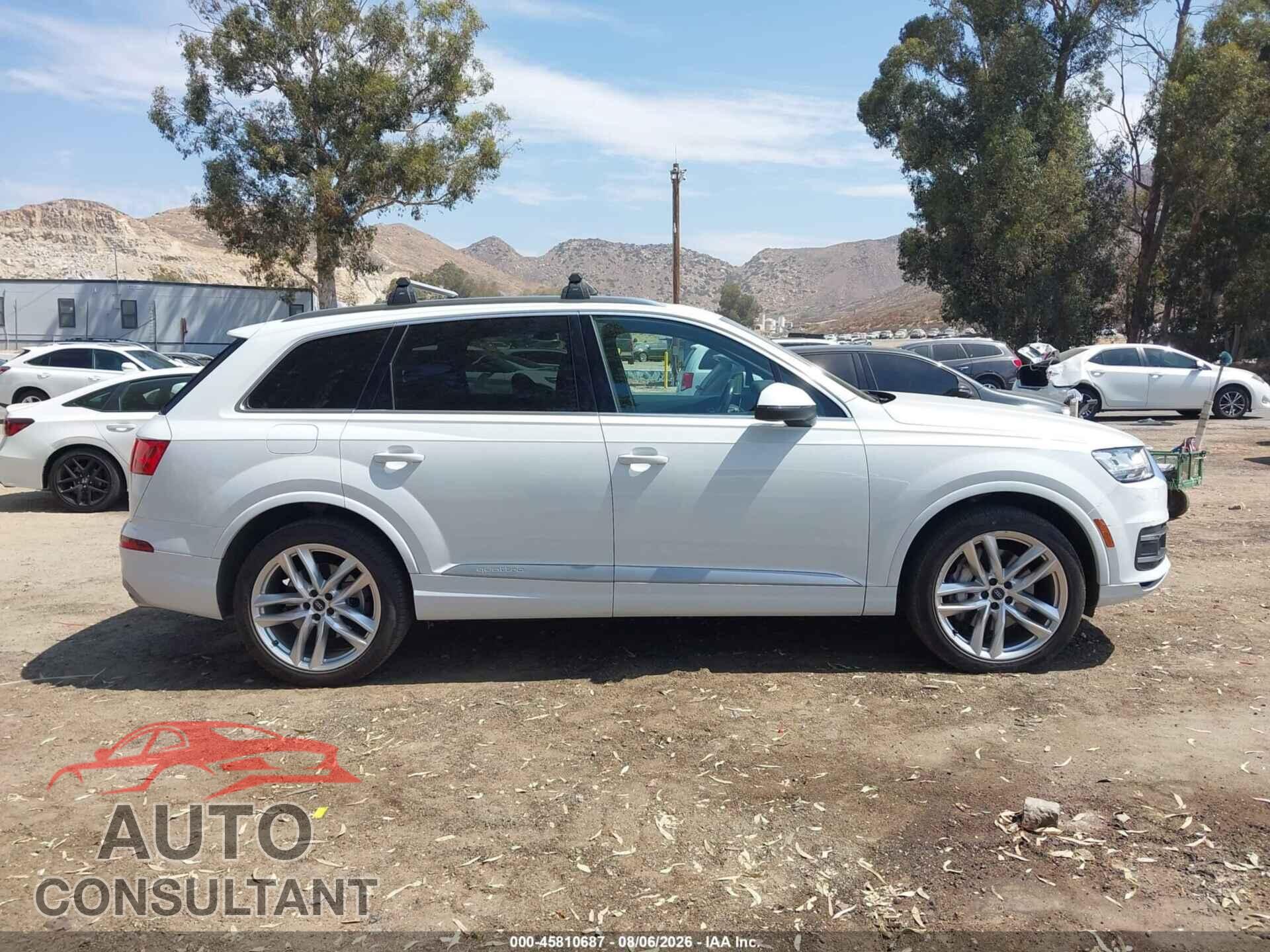 AUDI Q7 2017 - WA1VAAF73HD023400