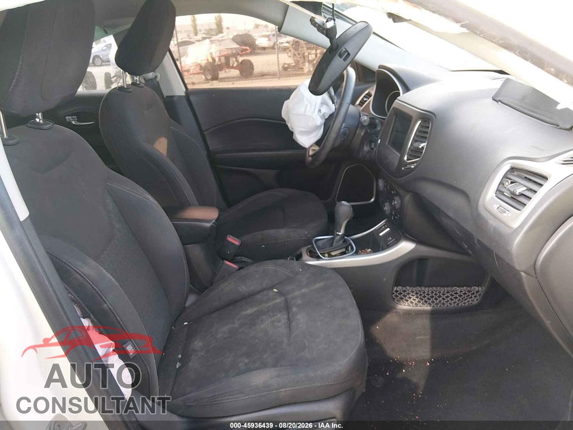 JEEP COMPASS 2019 - 3C4NJCAB8KT614661