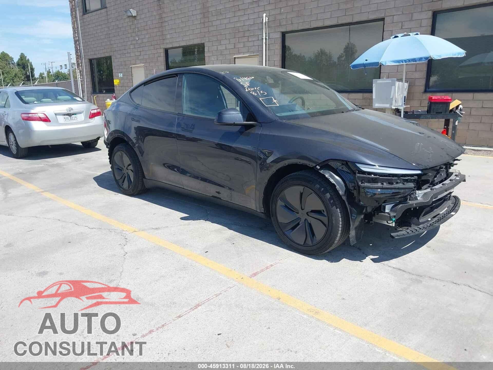 TESLA MODEL Y 2026 - 7SAYGDED2TF614610