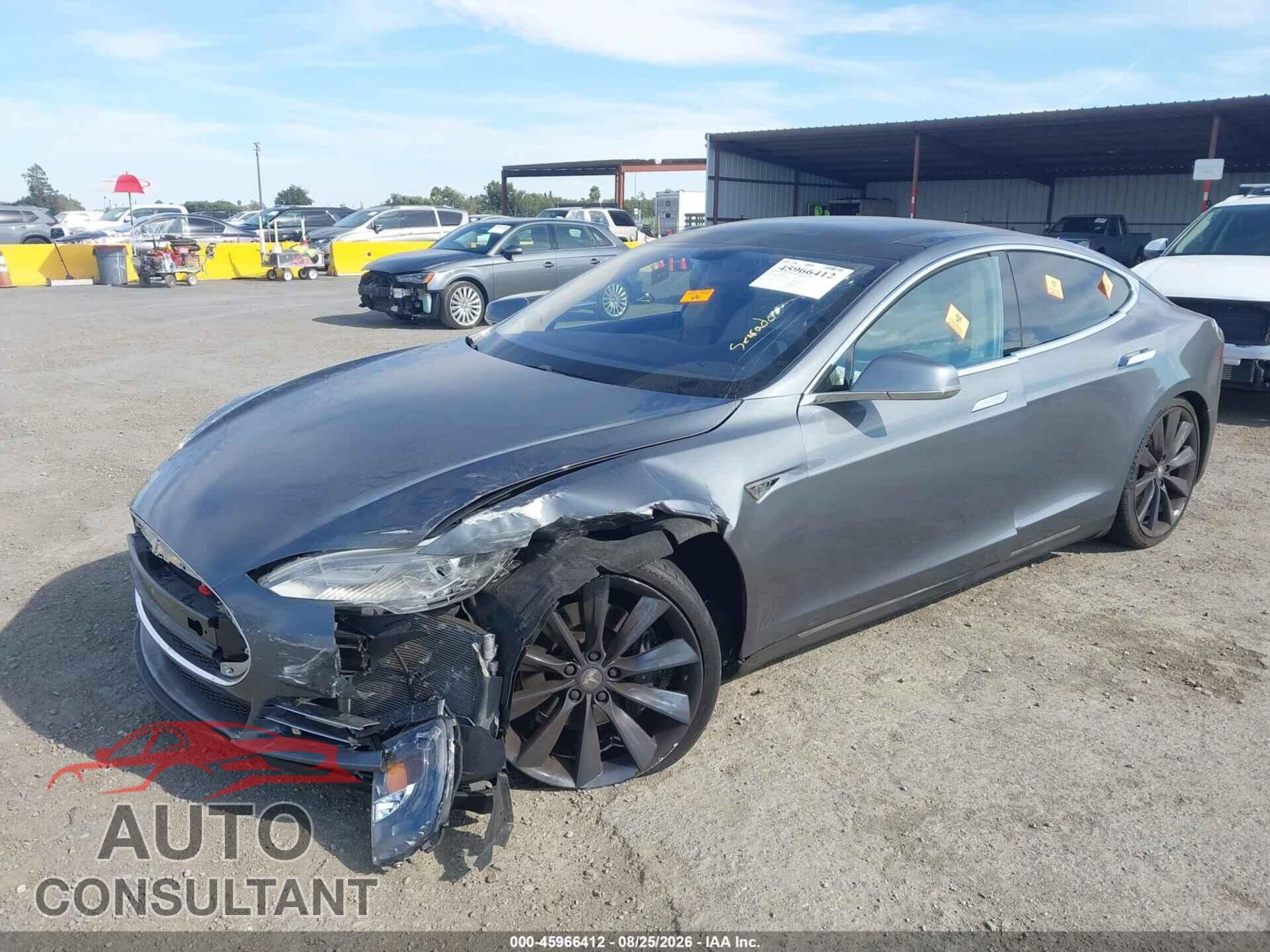 TESLA MODEL S 2013 - 5YJSA1DNXDFP06742