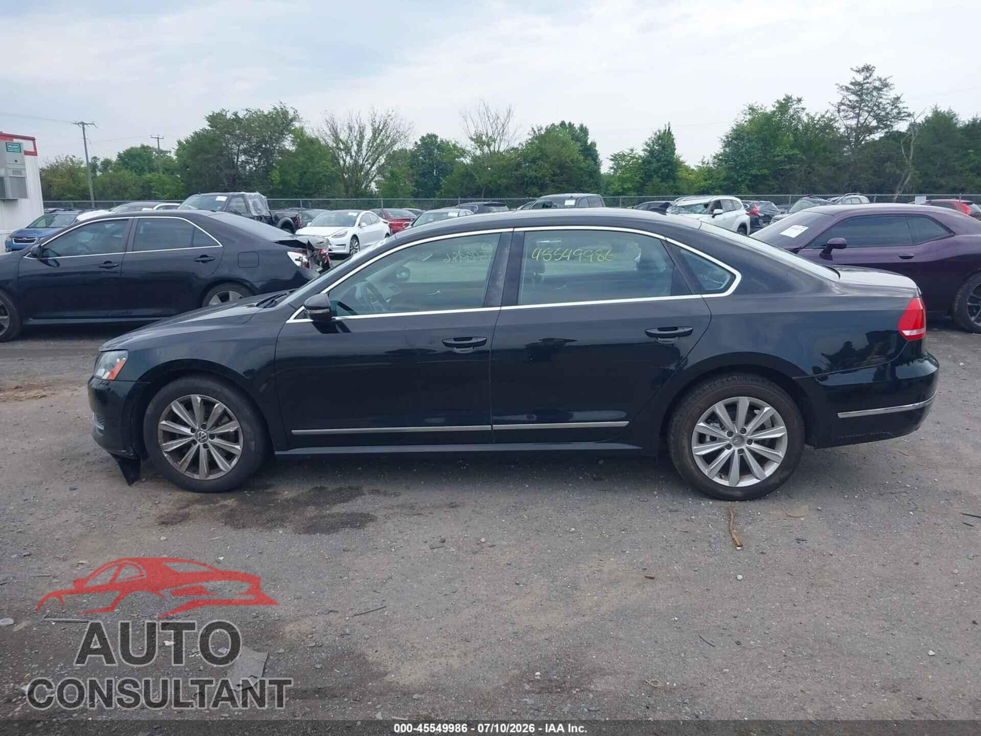 VOLKSWAGEN PASSAT 2012 - 1VWCH7A3XCC026399
