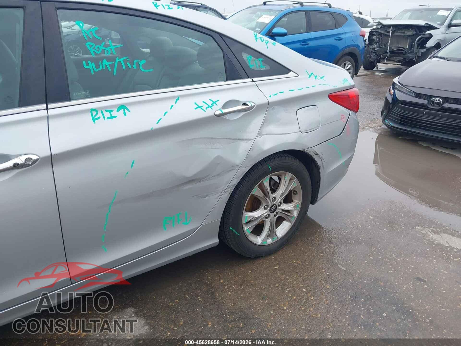 HYUNDAI SONATA 2011 - 5NPEC4AC1BH099592