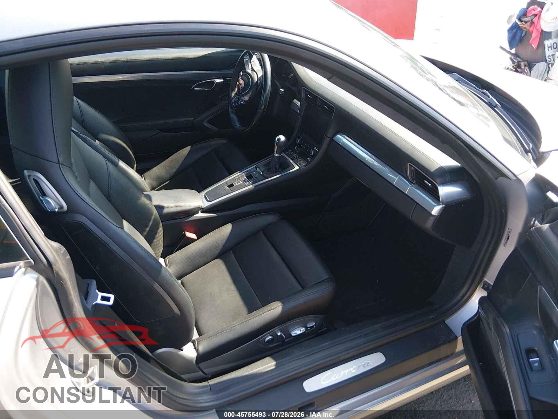 PORSCHE 911 2017 - WP0AA2A92HS107089