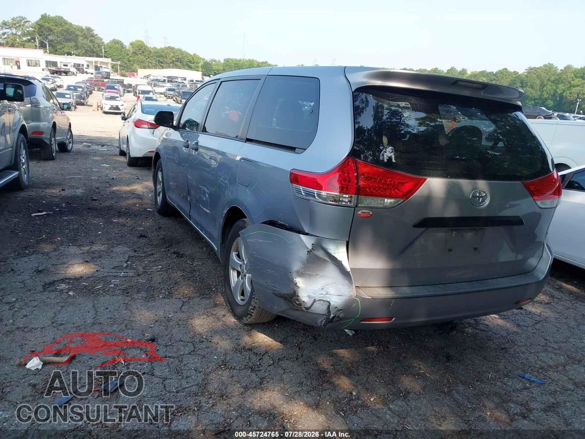 TOYOTA SIENNA 2012 - 5TDKA3DCXCS015313