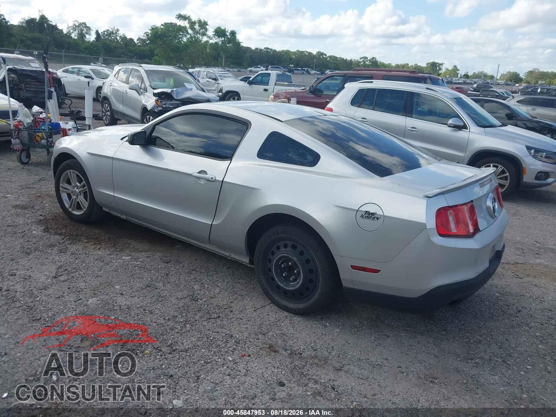 FORD MUSTANG 2011 - 1ZVBP8AM4B5108435