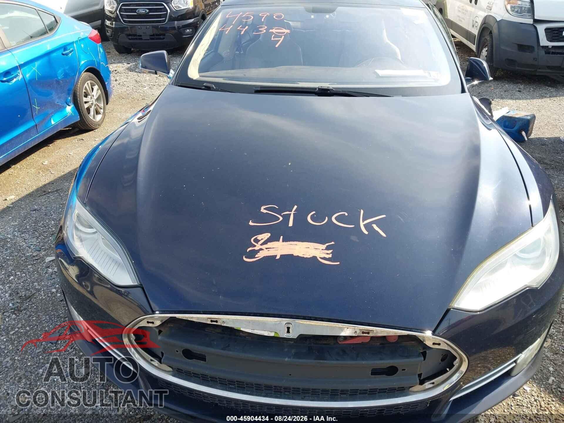 TESLA MODEL S 2014 - 5YJSA1H18EFP33320