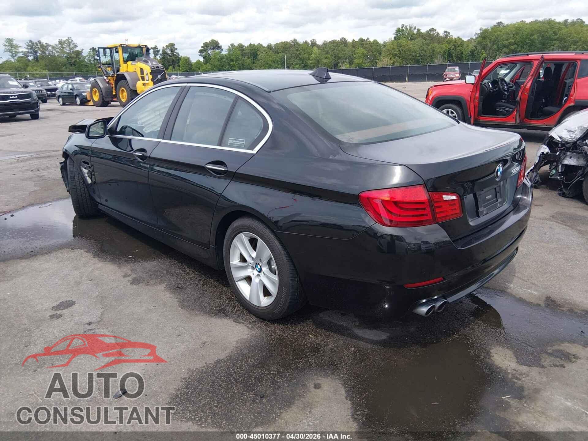 BMW 528I 2011 - WBAFR1C54BDS36169