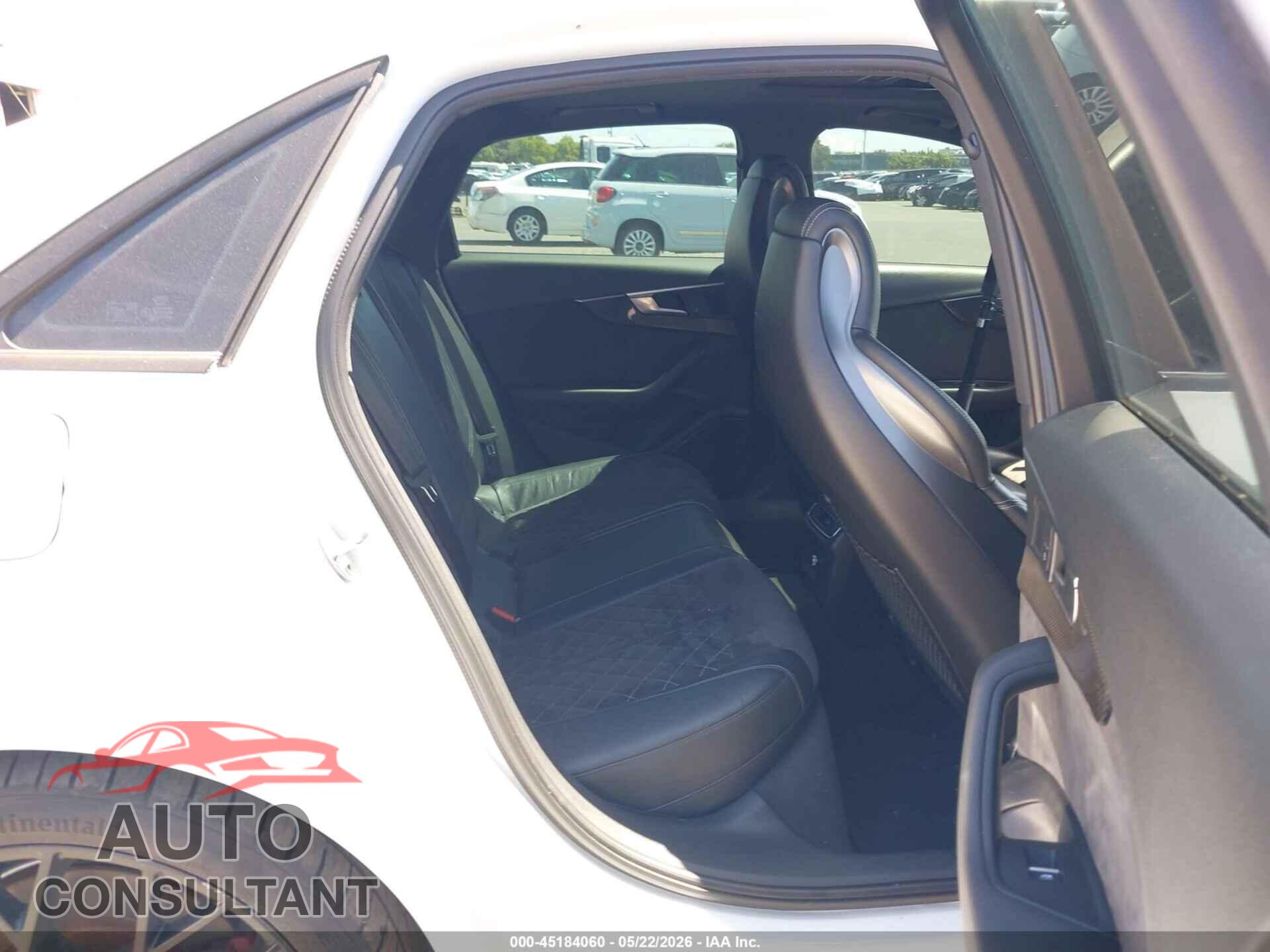 AUDI S4 2018 - WAUB4AF4XJA061698
