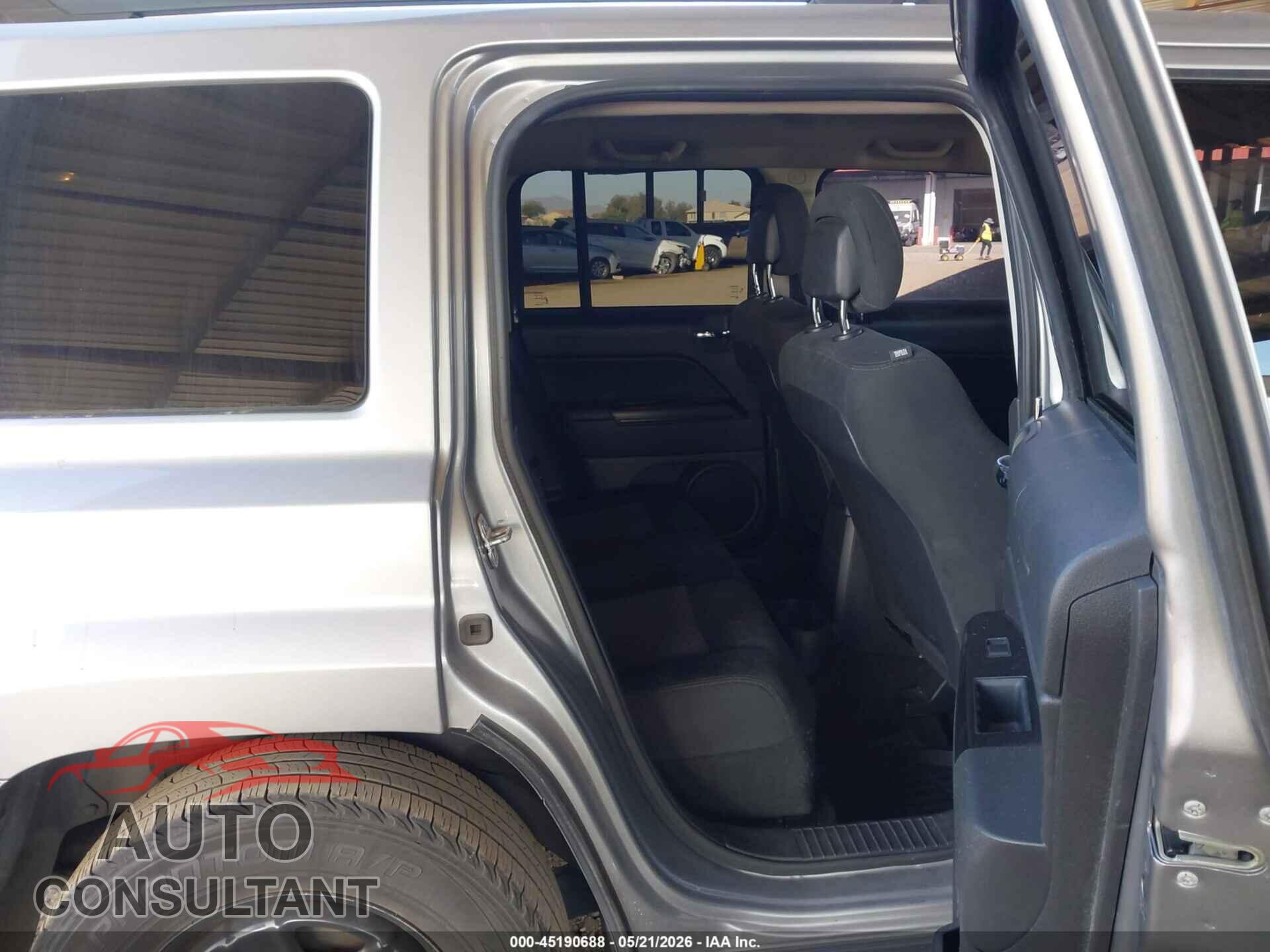 JEEP PATRIOT 2017 - 1C4NJPBA5HD201334