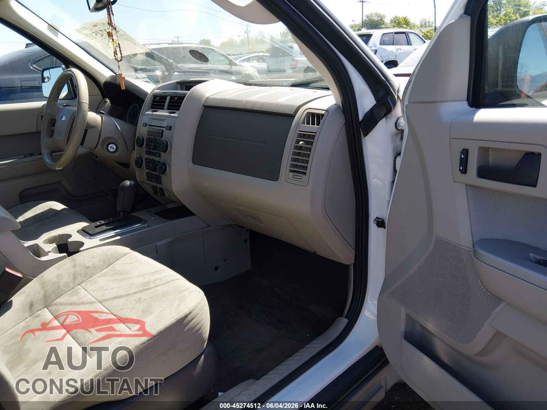 FORD ESCAPE 2011 - 1FMCU0D72BKC65305