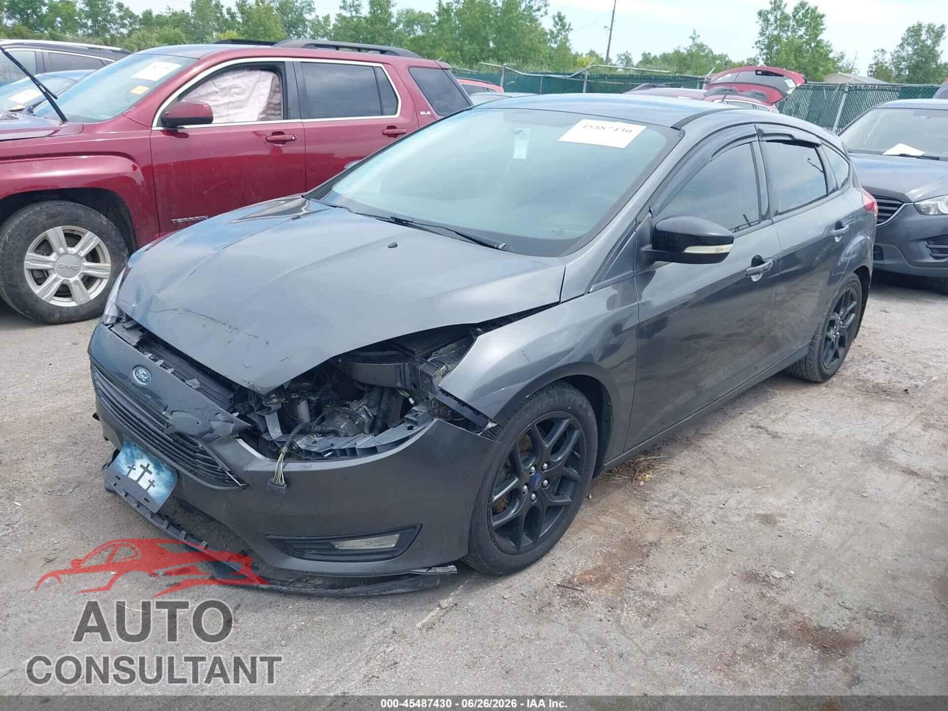 FORD FOCUS 2016 - 1FADP3K28GL287003