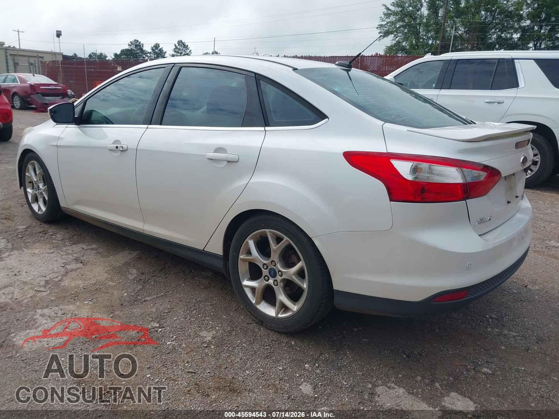 FORD FOCUS 2014 - 1FADP3J23EL348479