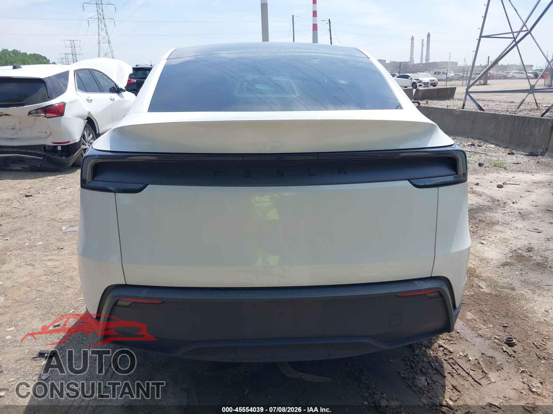TESLA MODEL Y 2026 - 7SAYGDED7TF390380