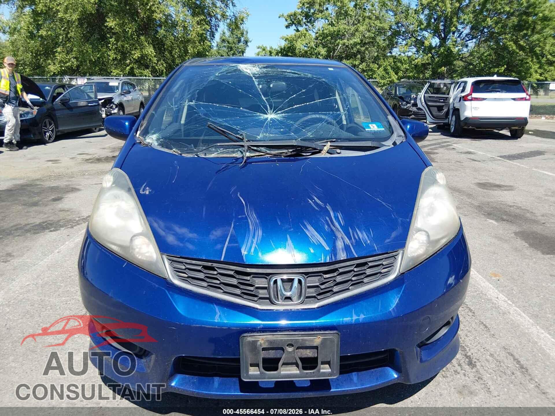 HONDA FIT 2012 - JHMGE8H51CC039955