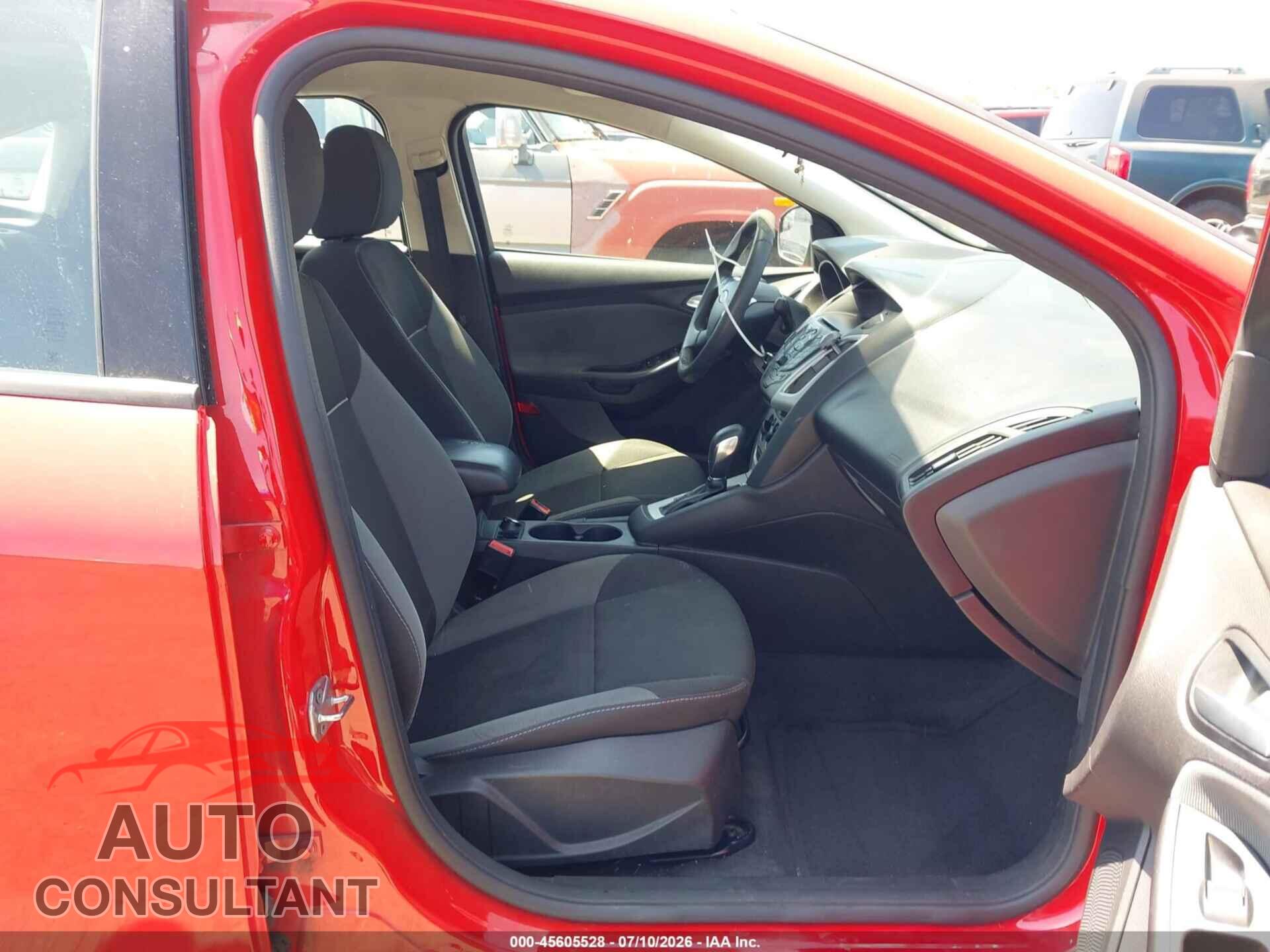 FORD FOCUS 2014 - 1FADP3F21EL334718