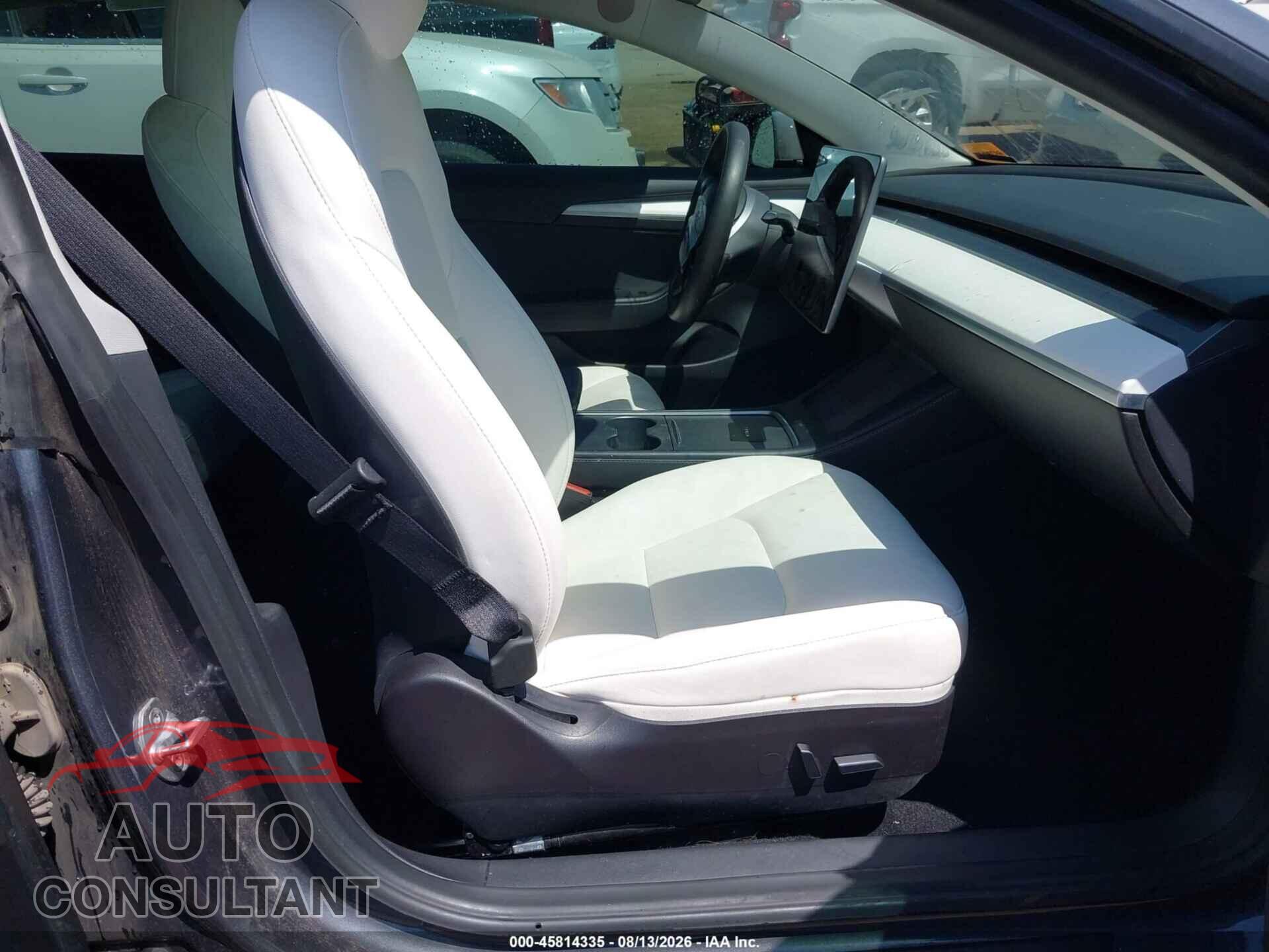 TESLA MODEL 3 2022 - 5YJ3E1EB3NF127137