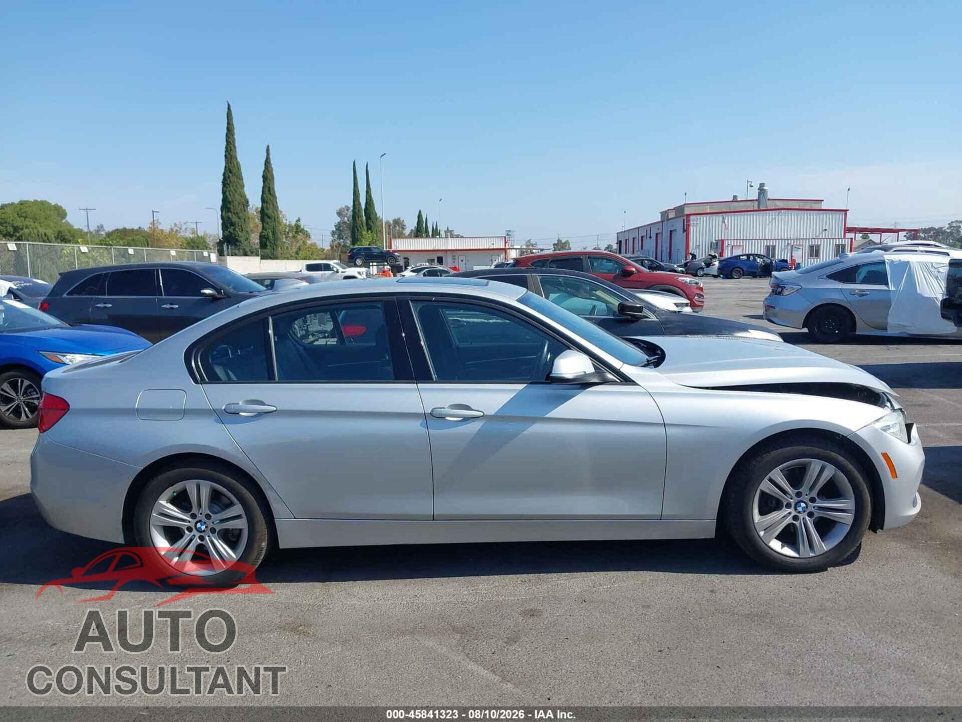 BMW 328I 2016 - WBA8E3G57GNU04852