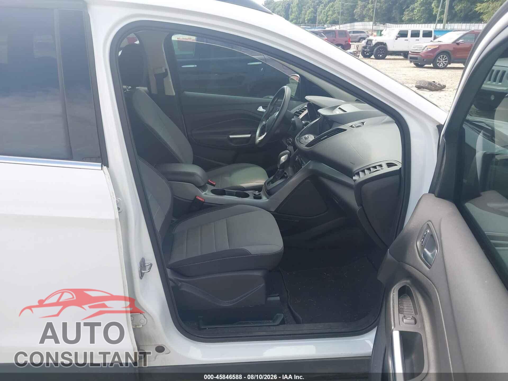 FORD ESCAPE 2016 - 1FMCU0GX1GUA95199
